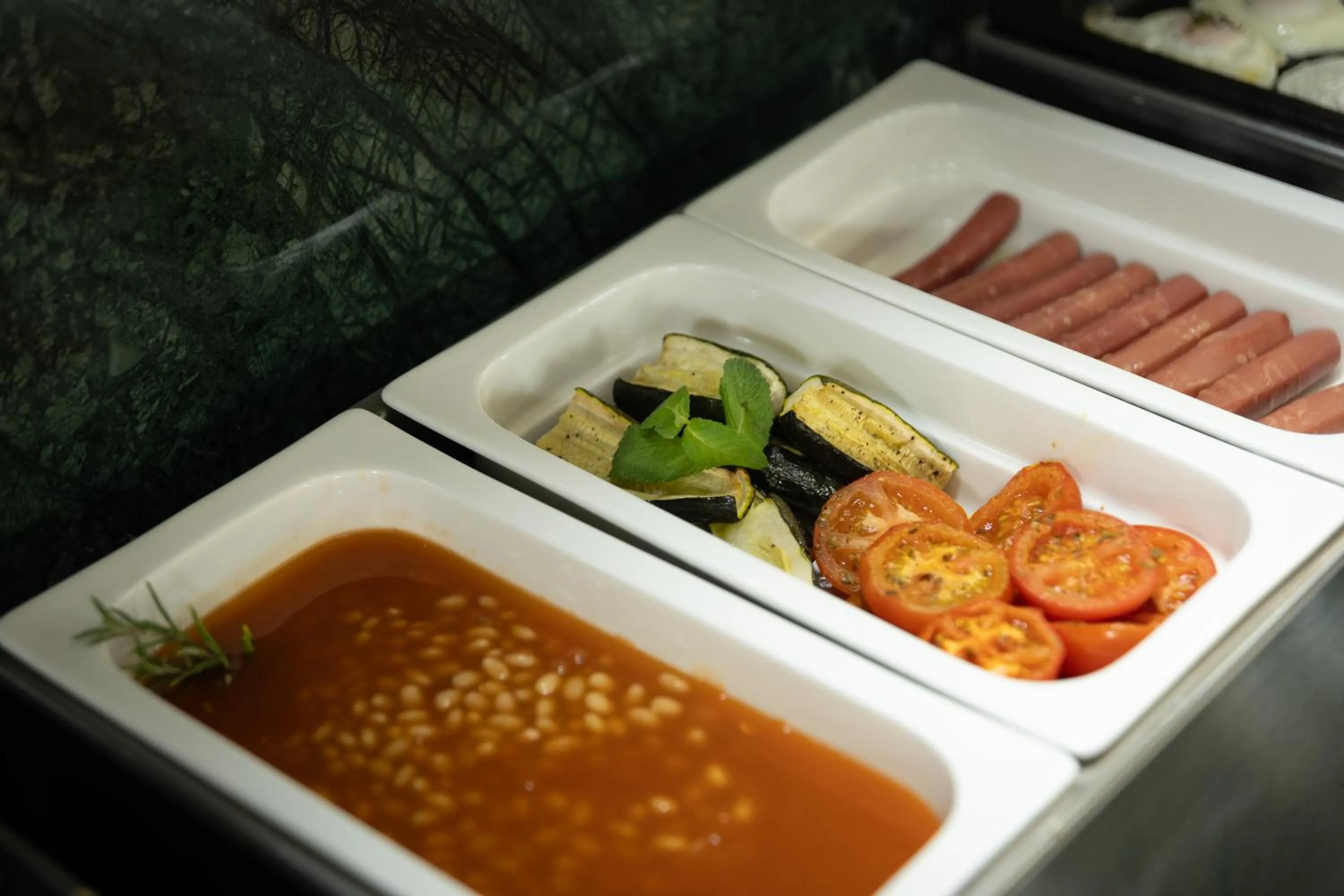 Buffet breakfast in Hotel Suizo