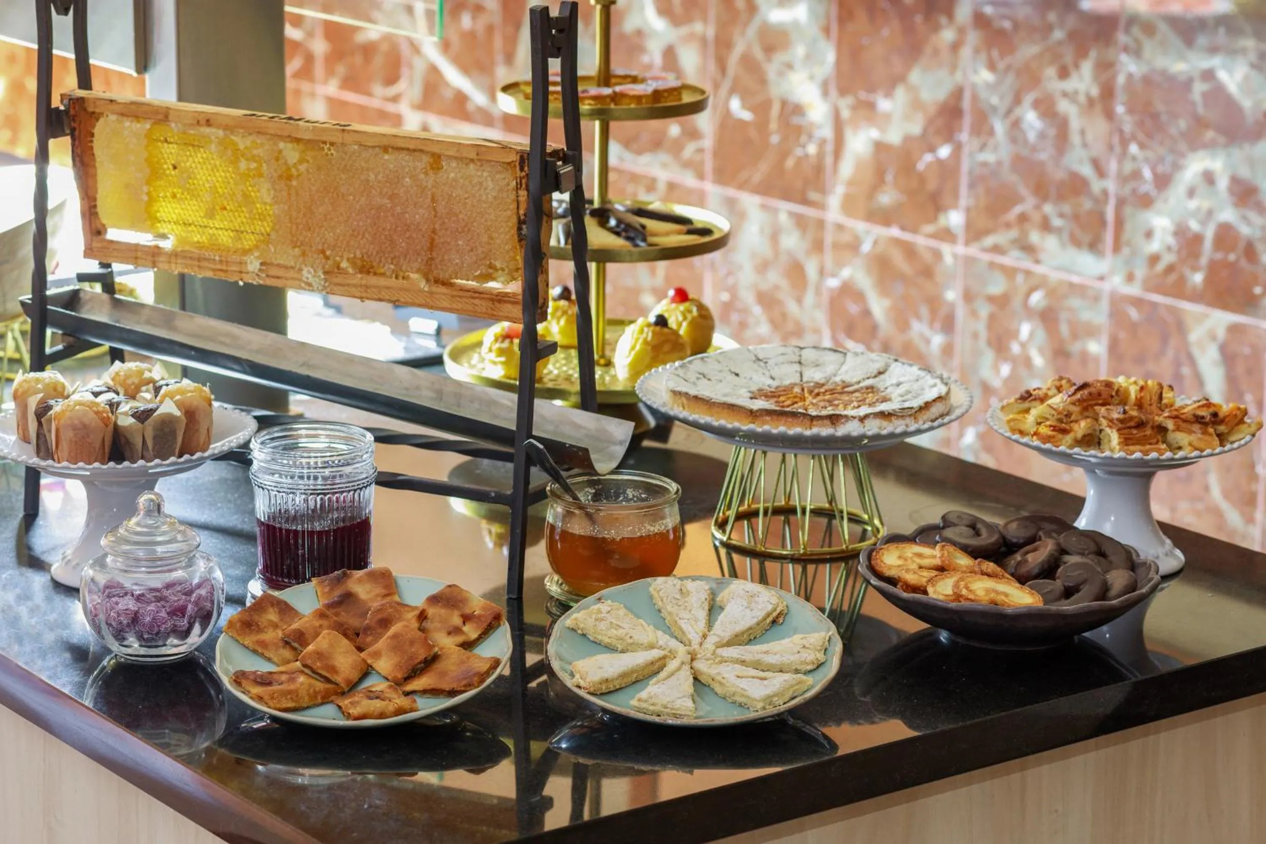 Buffet breakfast in Hotel Pedro I De Aragon 4 Estrellas SUPERIOR