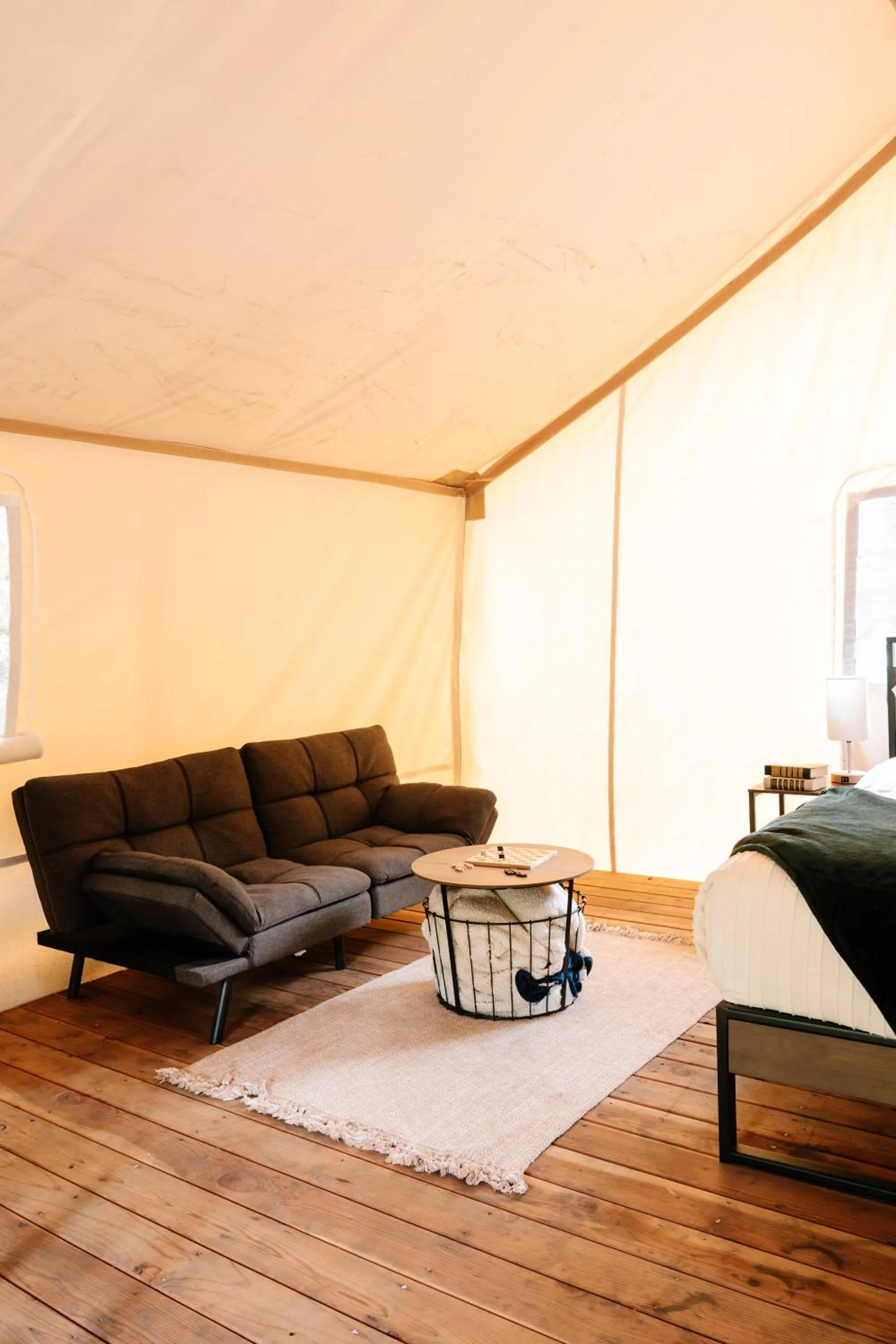 Seating area in Starlight Retreat Yellowstone