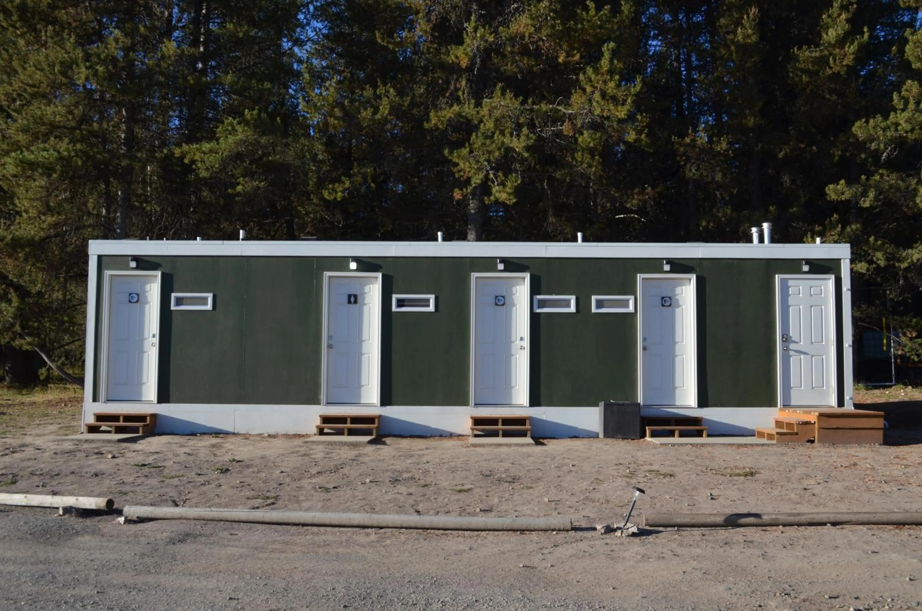 Public Bath in Starlight Retreat Yellowstone