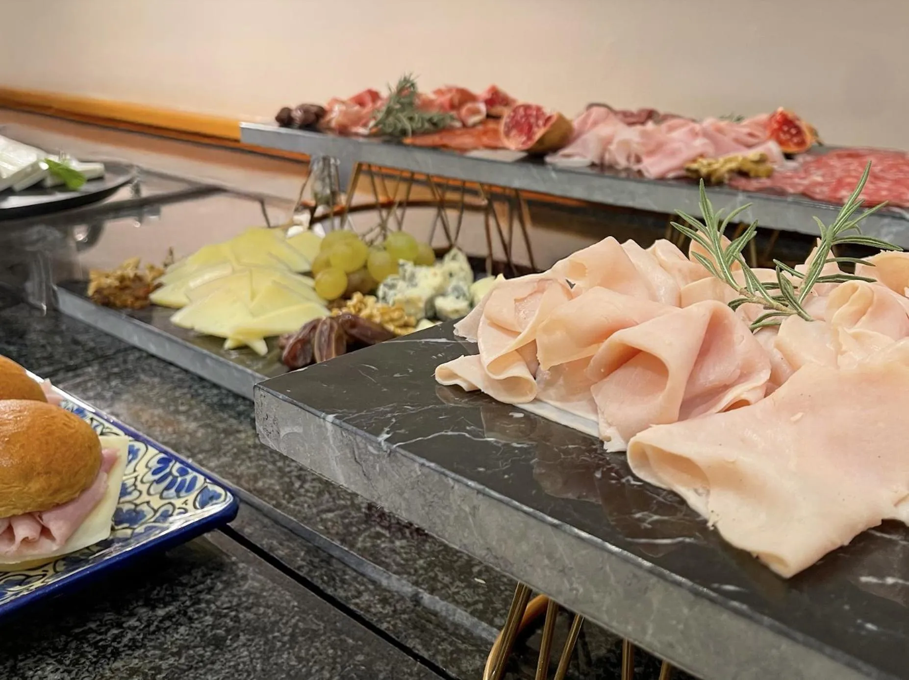 Buffet breakfast in Hotel Civera