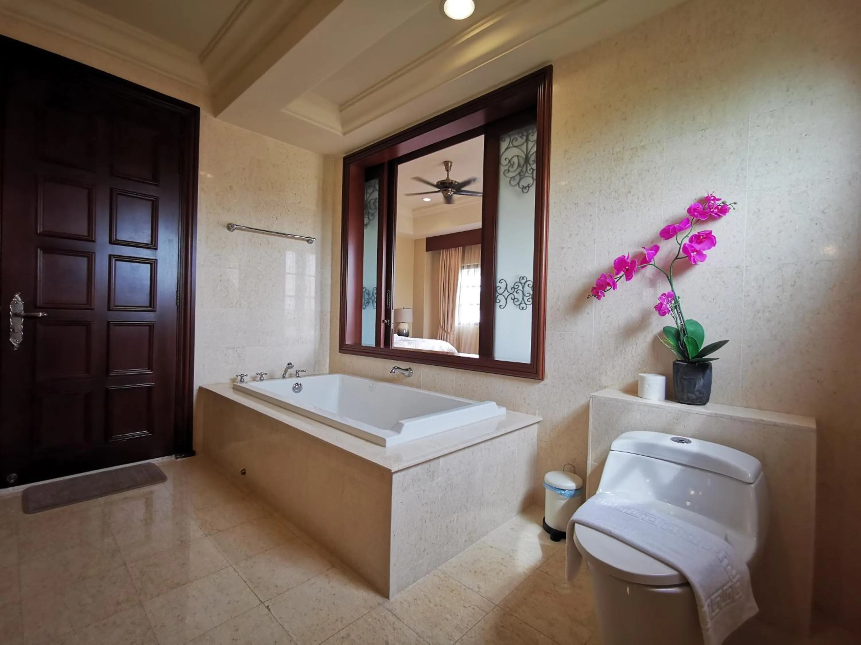 Casa del Rio Residences