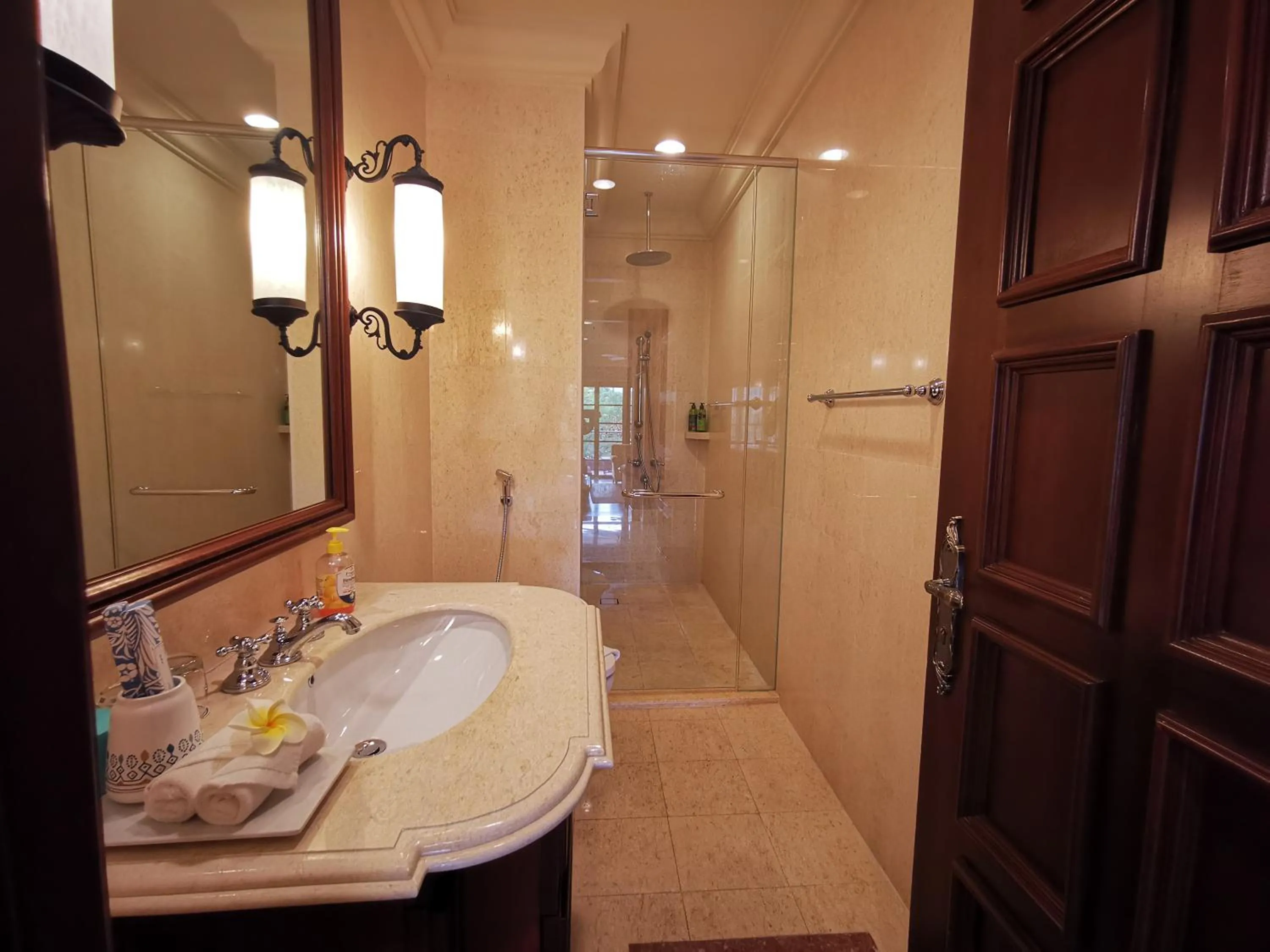 Casa del Rio Residences