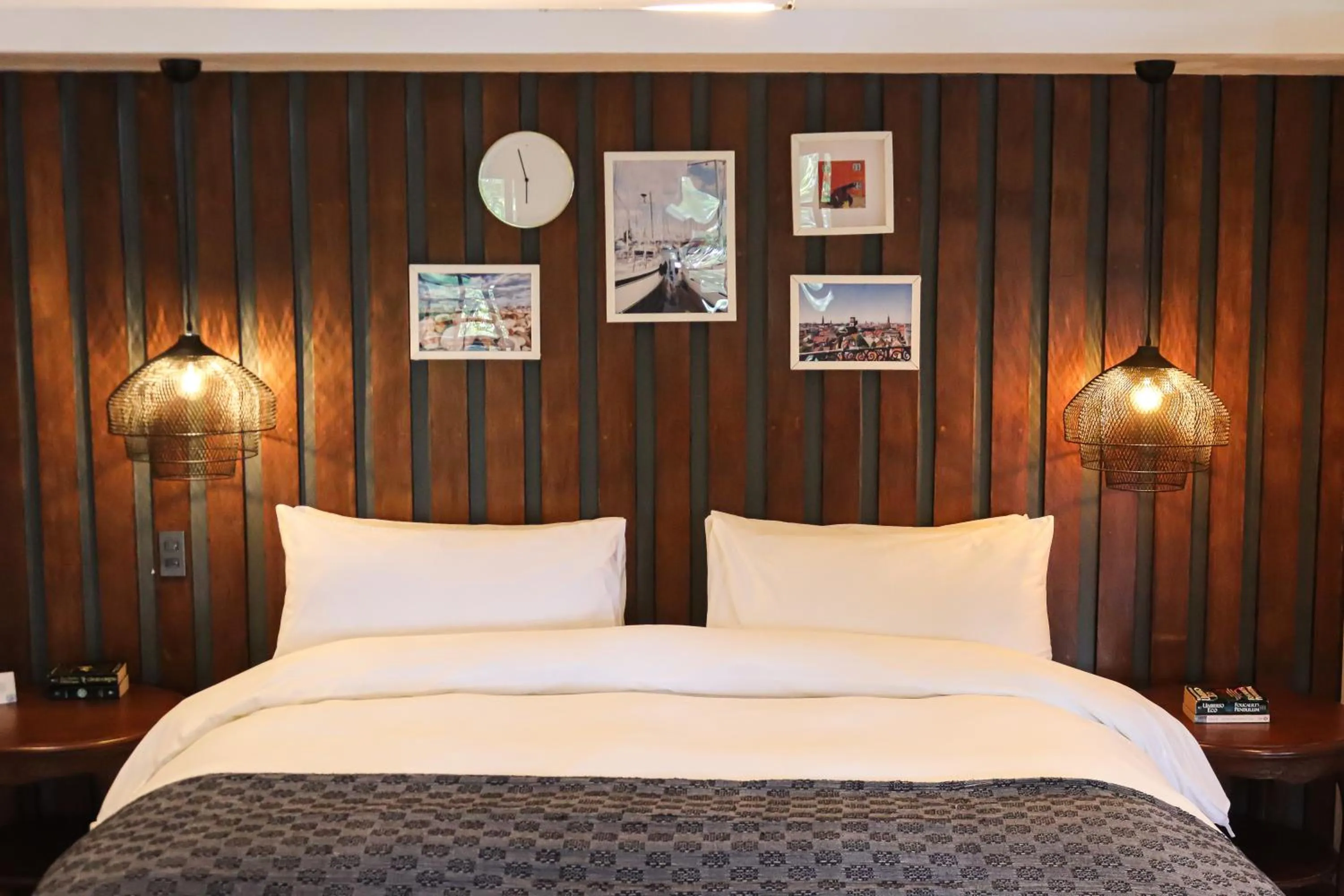 Bed in Nuuk Taal Lake