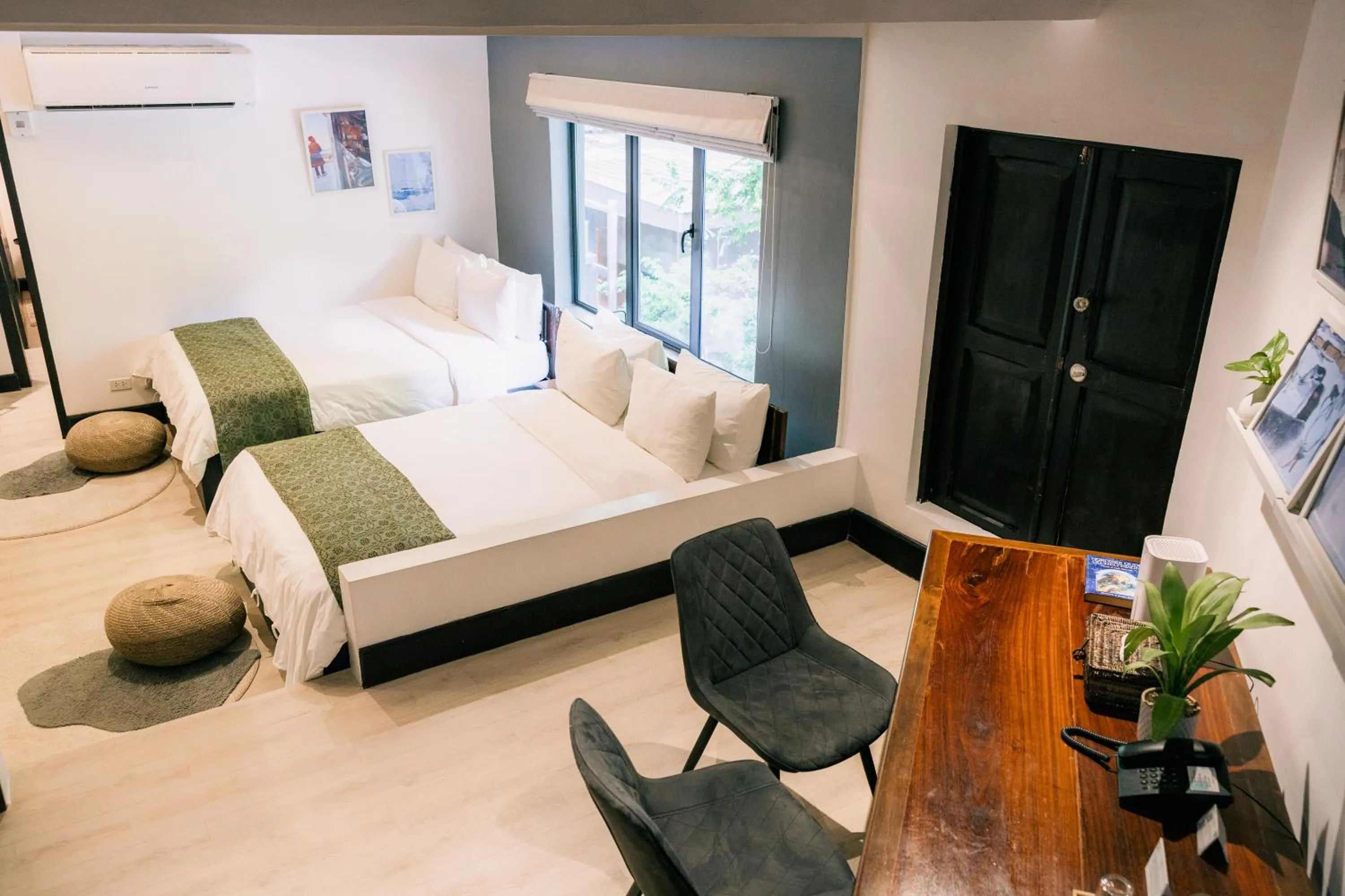 Bed in Nuuk Taal Lake