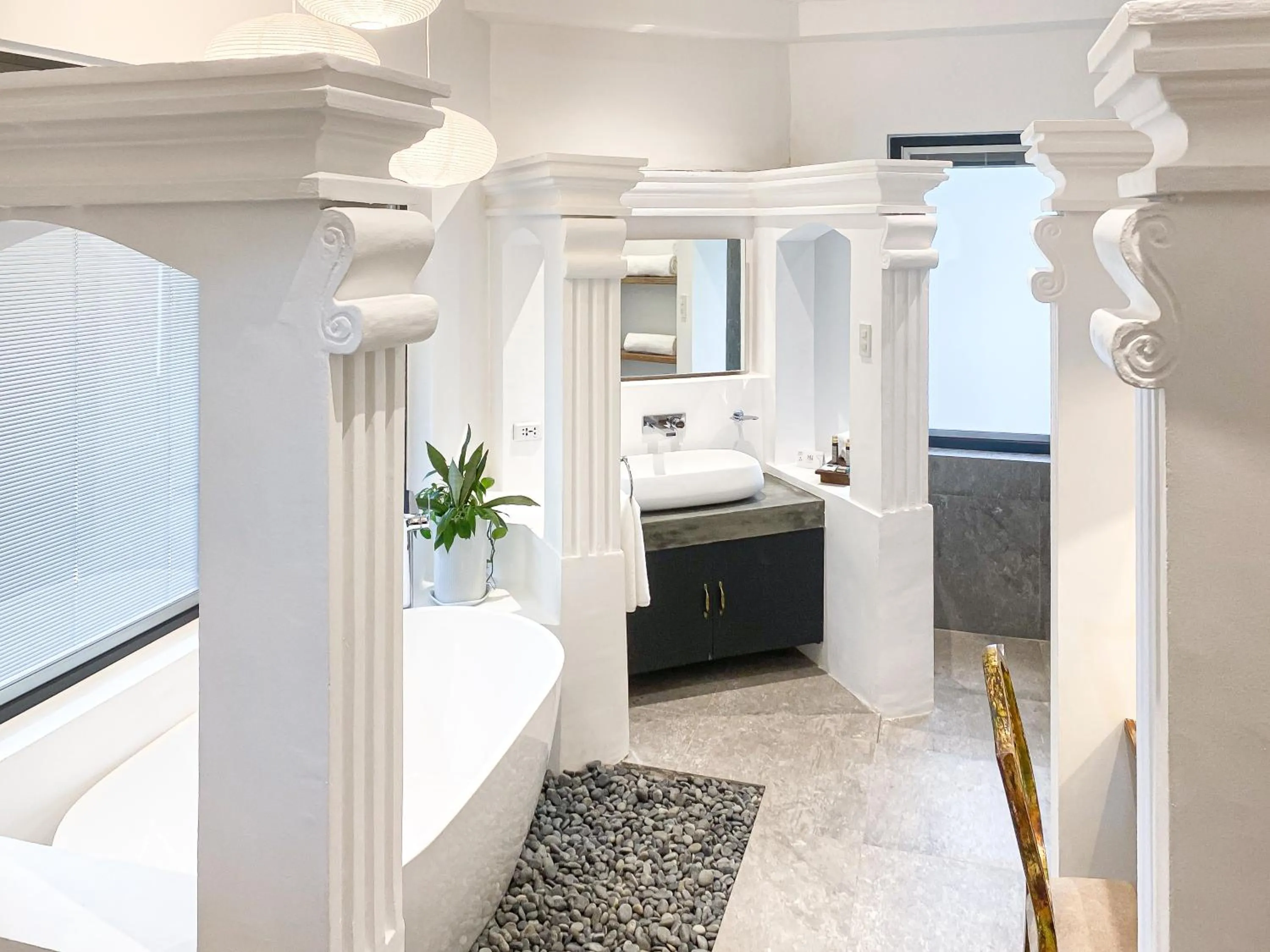 Bathroom, Bed in Nuuk Taal Lake