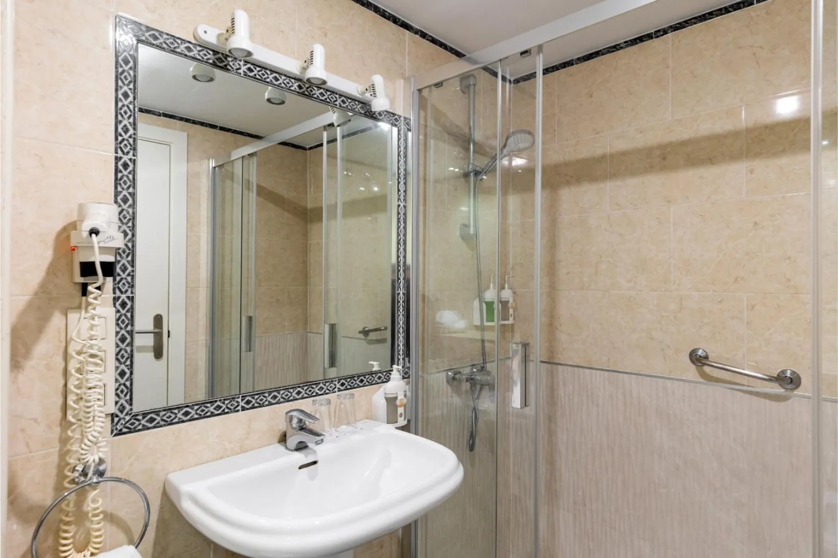 Bathroom in Colectia Hotel Santa Lucía