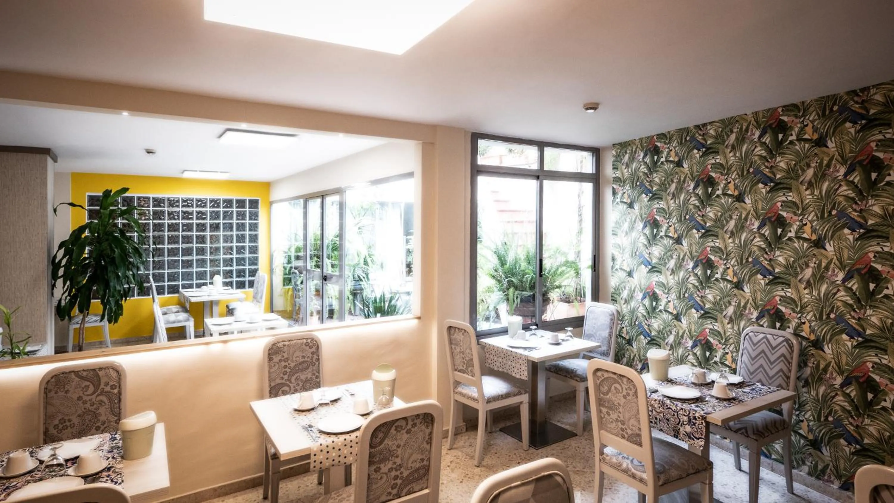 Breakfast in Hotel Plaza Santa Lucía