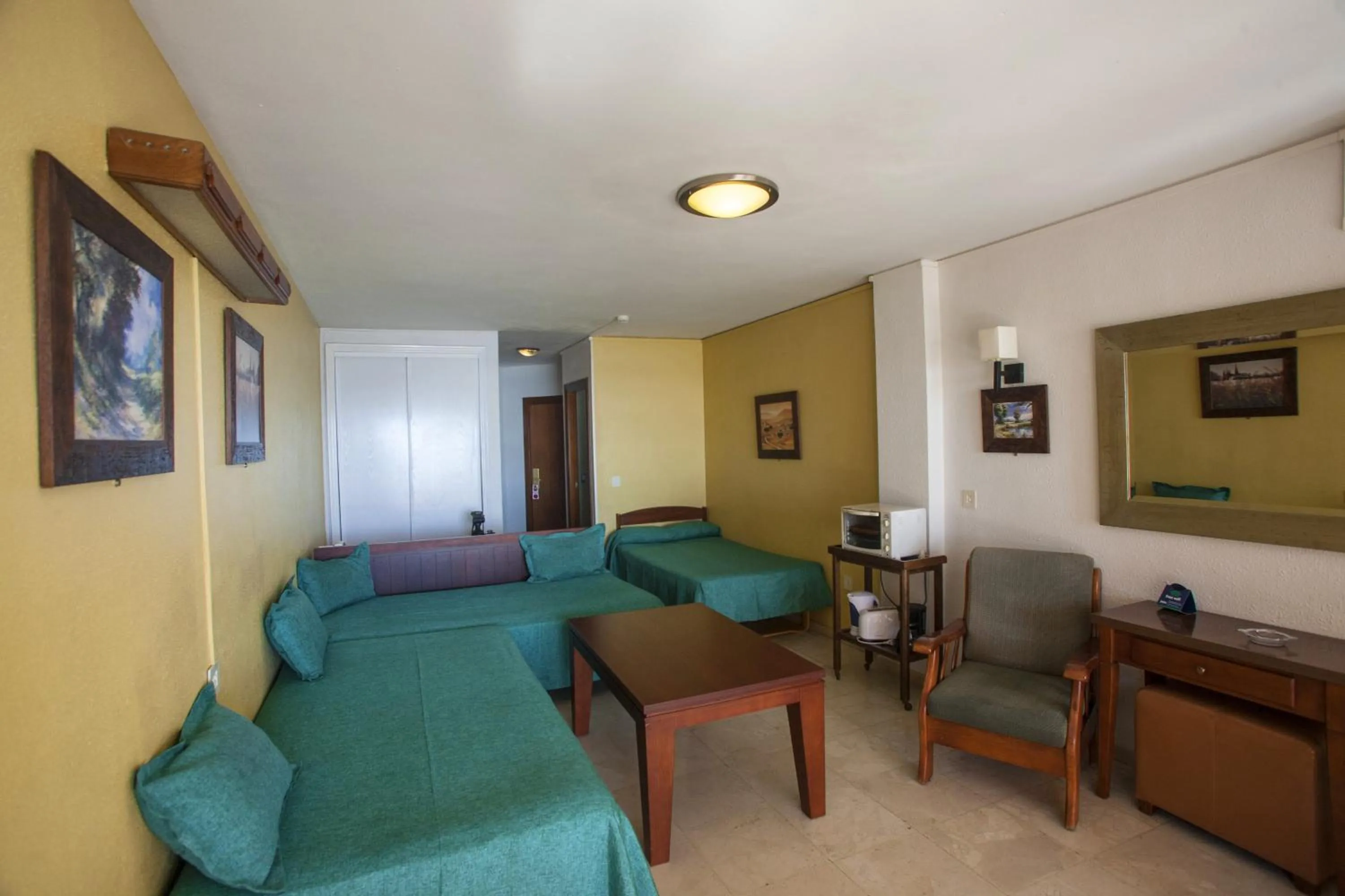 Apartamentos La Jabega