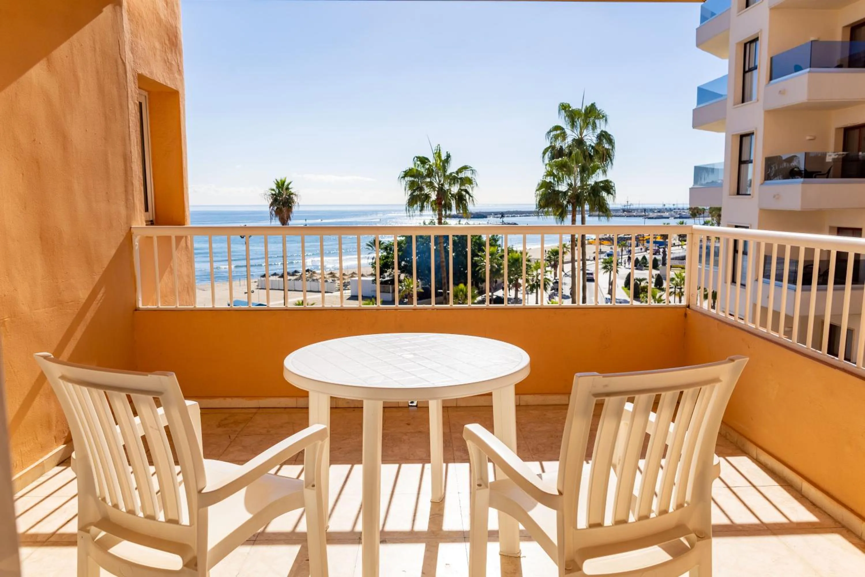 Apartamentos La Jabega