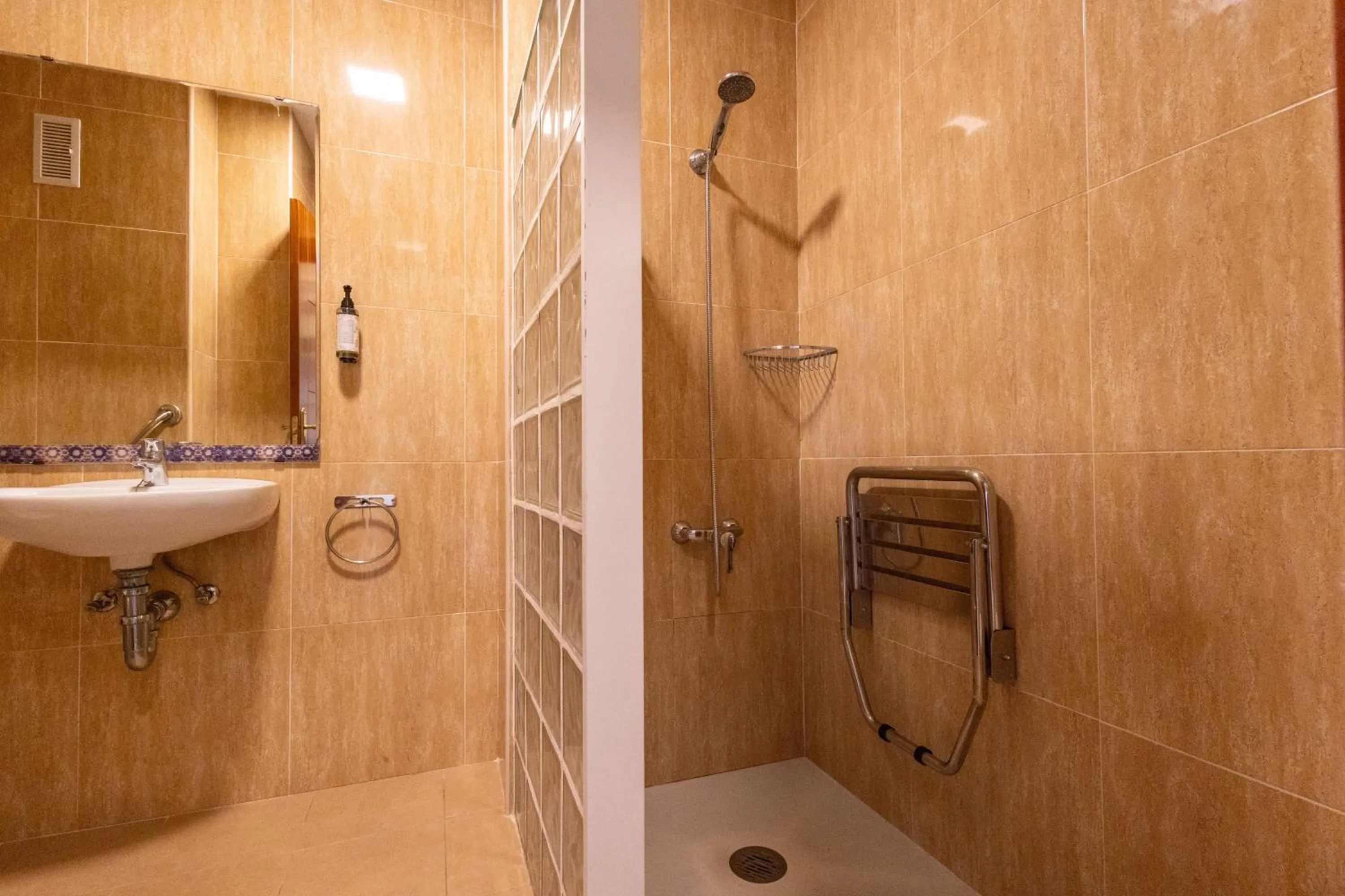 Apartamentos La Jabega