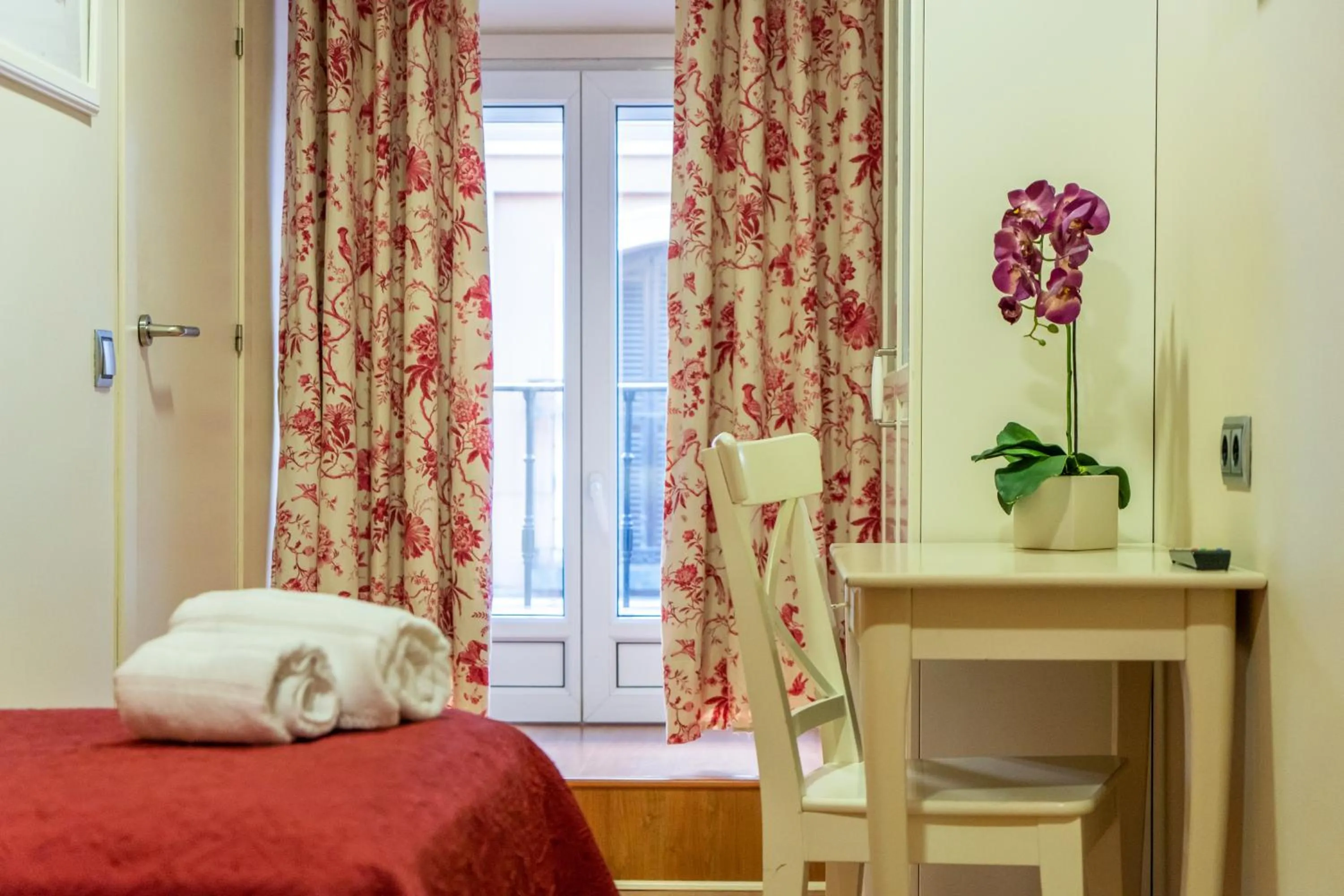 Bed in Hostal Matheu