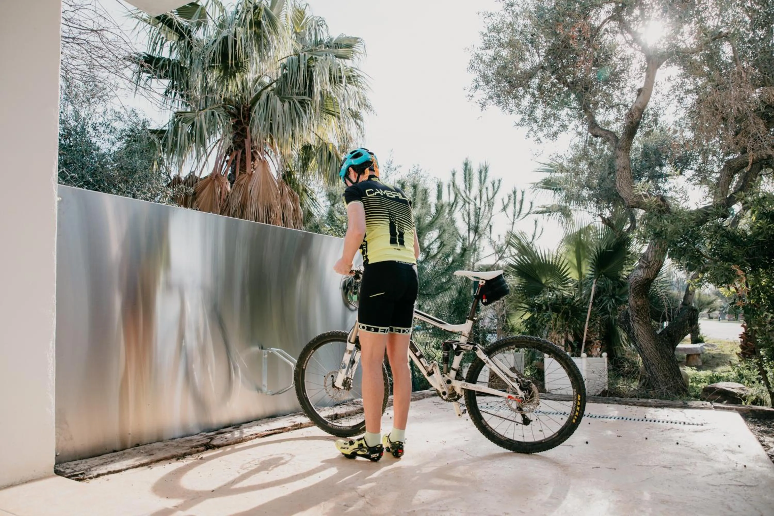 Cycling in Mas Gallau