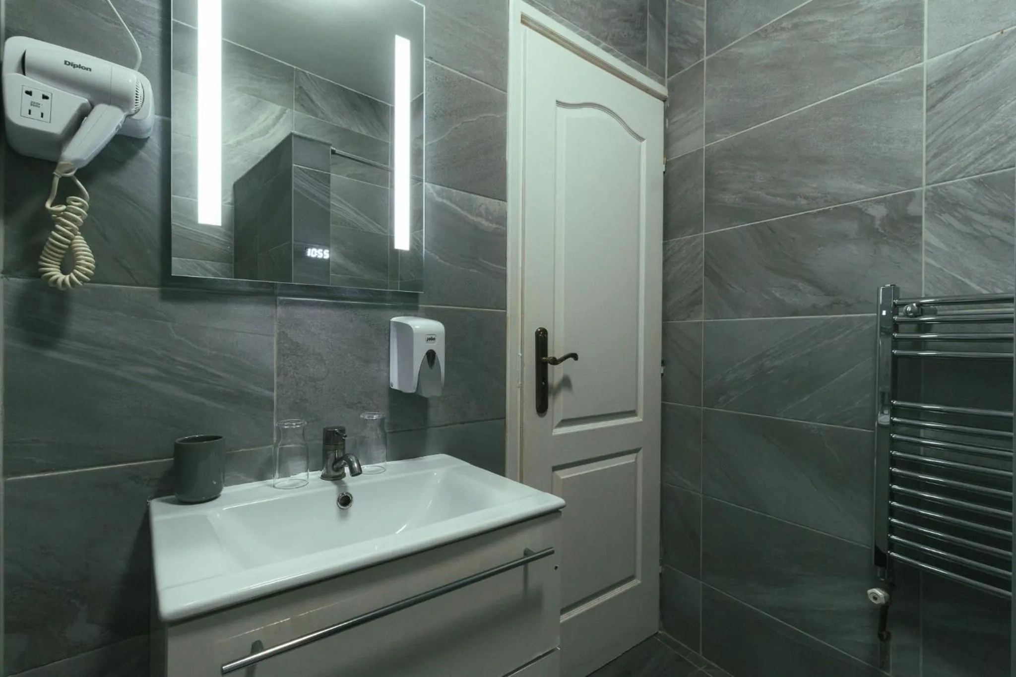 Végvári Hotel Eger