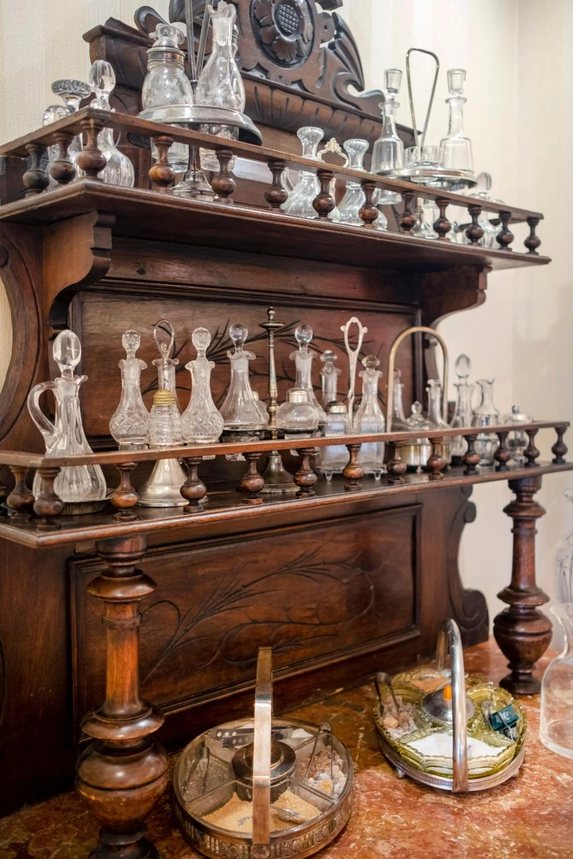 Decorative detail in Hotel Andria