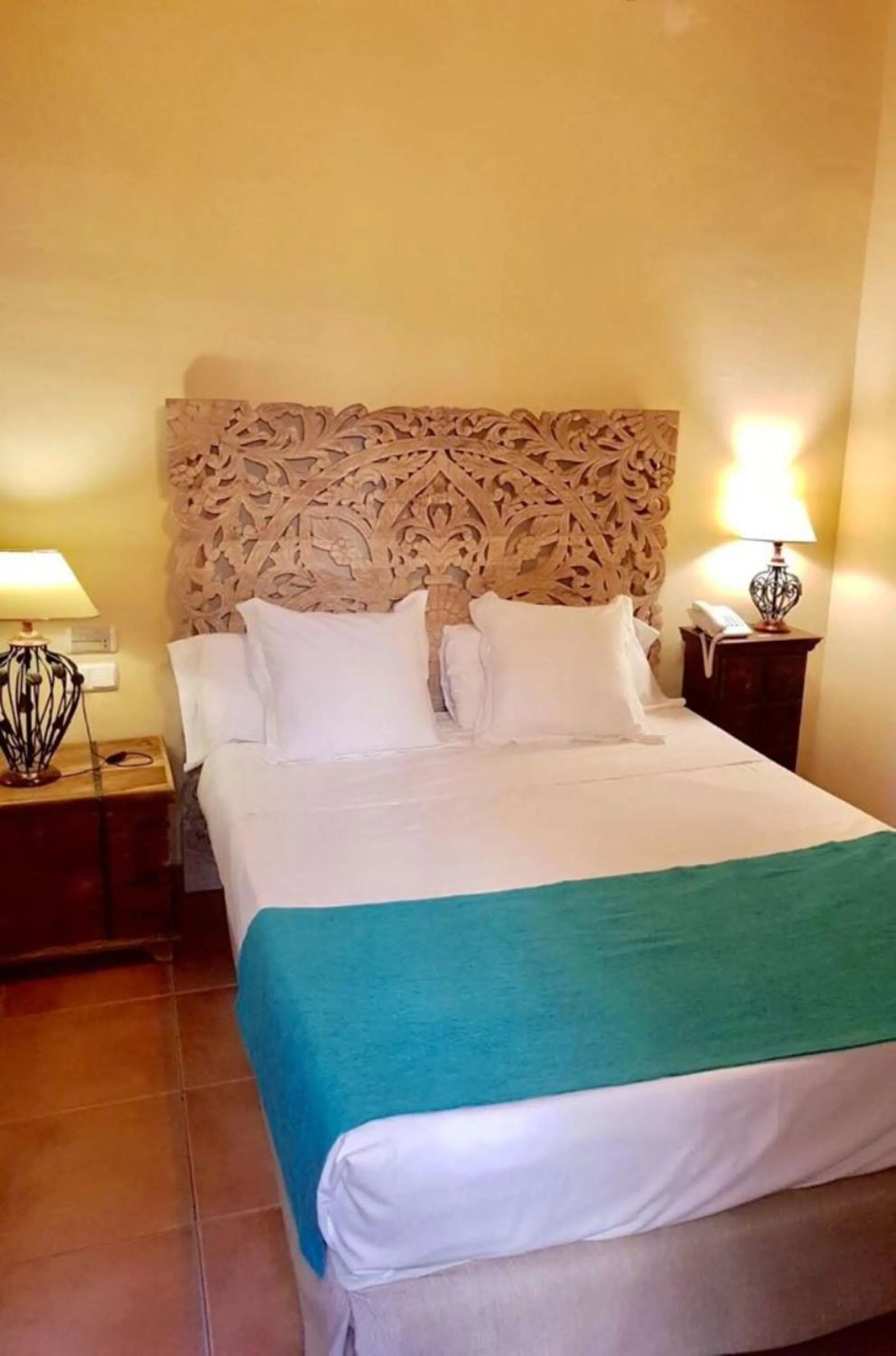 Bedroom, Bed in Palacio de Santa Inés