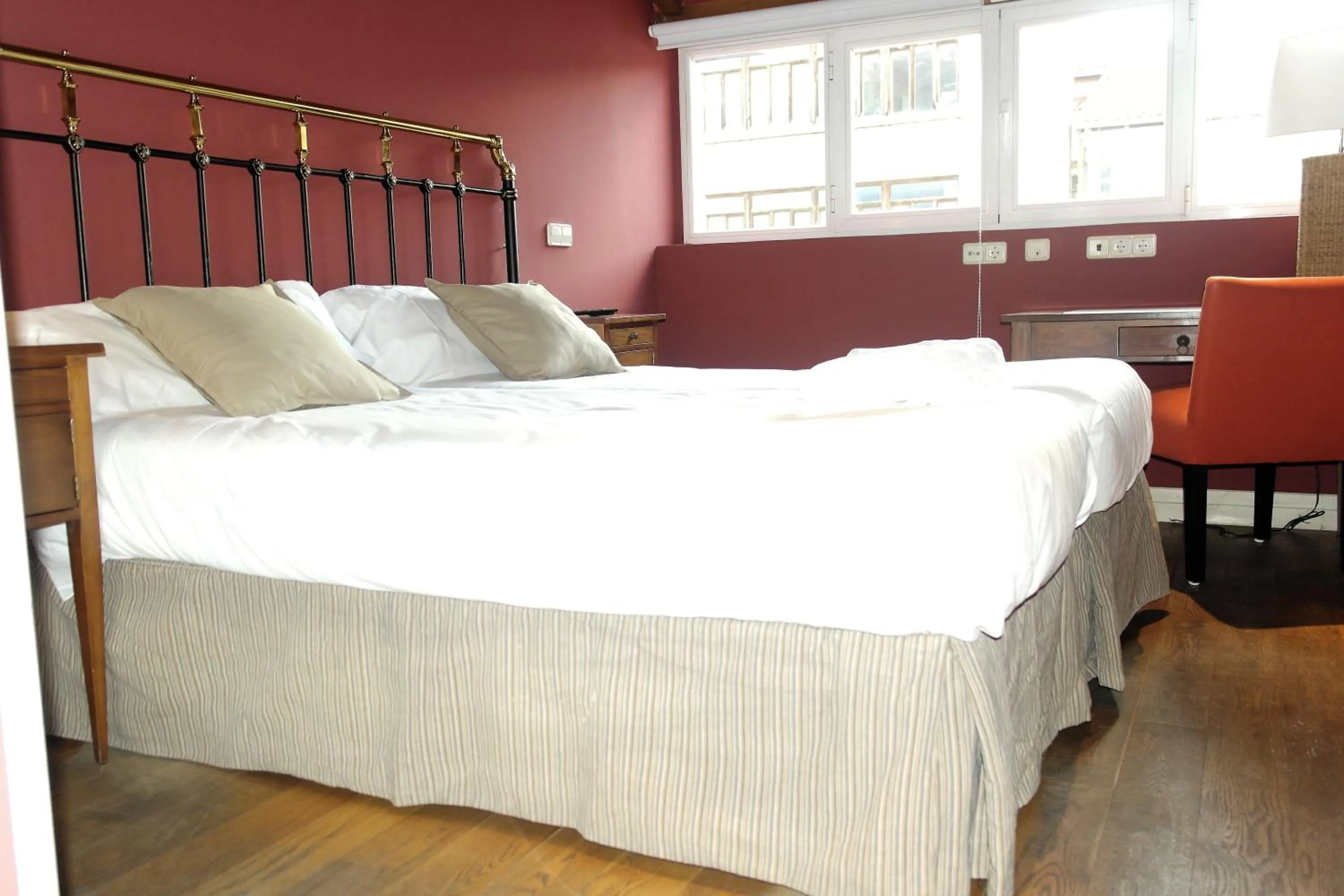 Photo of the whole room, Bed in Hotel Cuéntame La Puebla