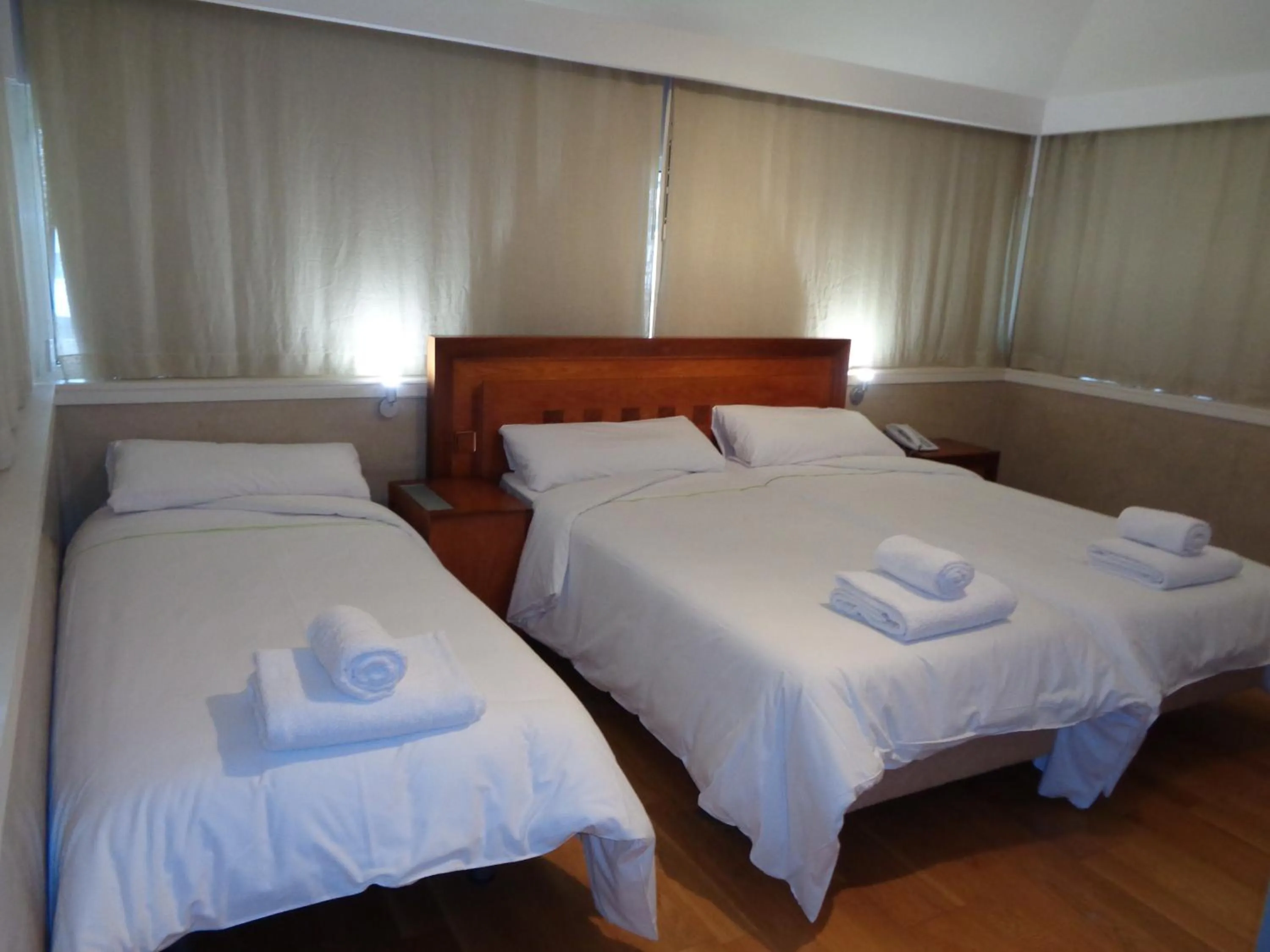 Photo of the whole room in Hotel Villa De Betanzos