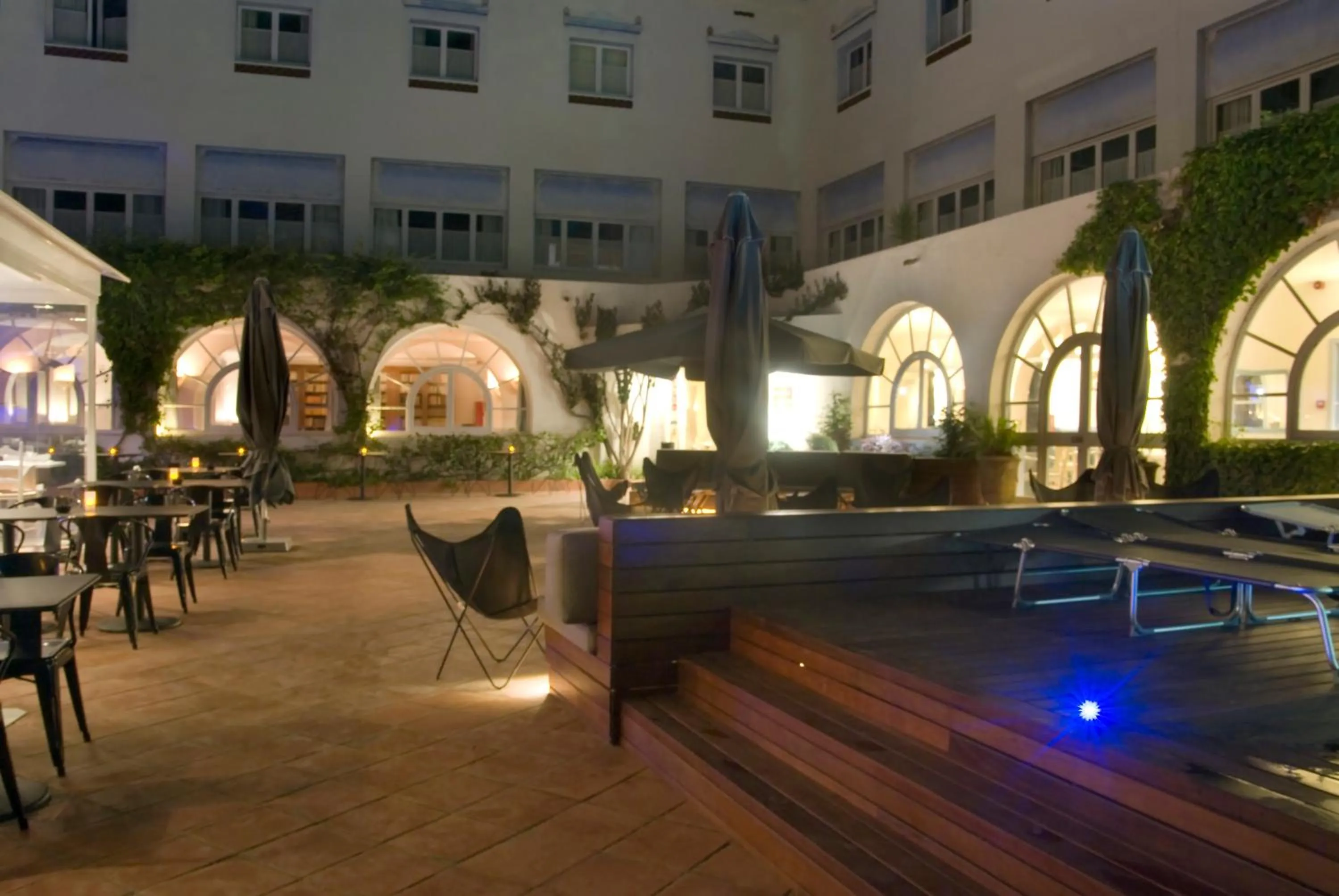 Restaurant/places to eat in Cèsar