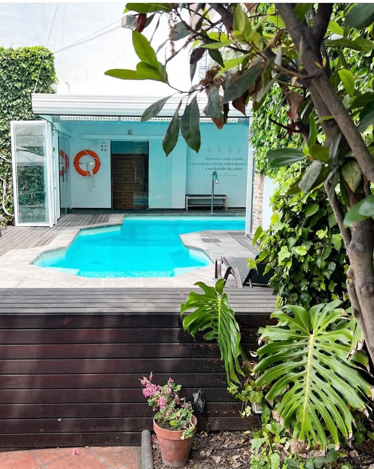 Swimming pool in Cèsar