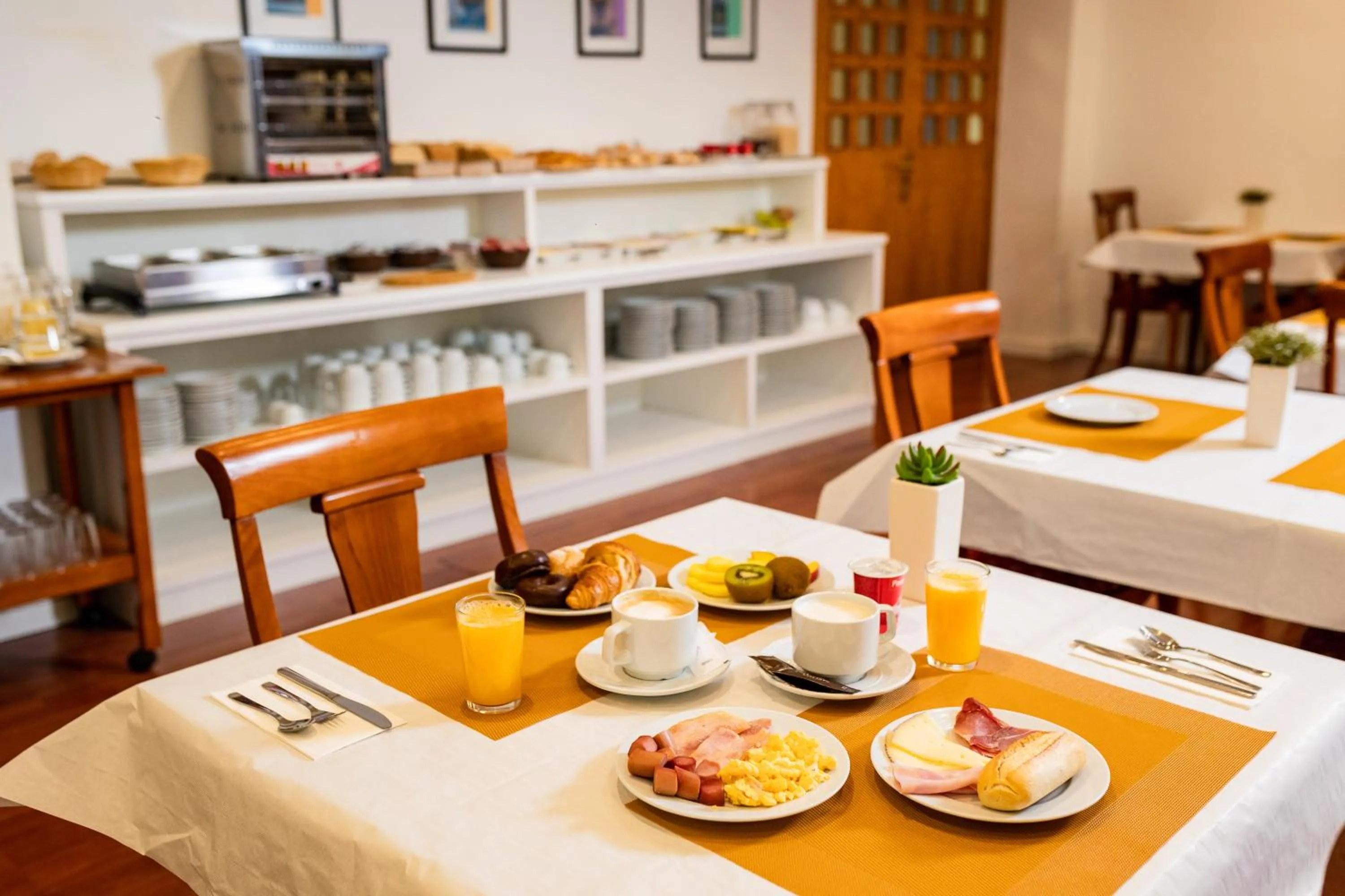 Breakfast in Hotel Villa San Juan