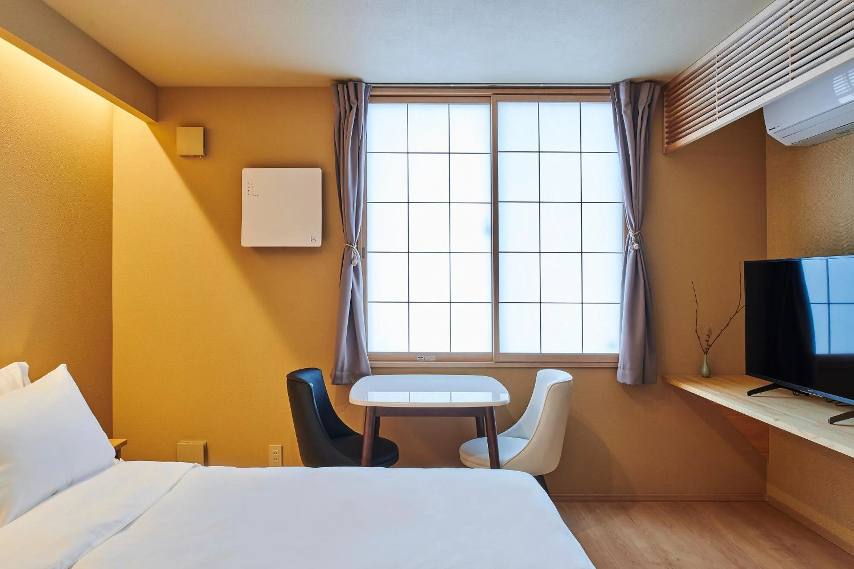 Bedroom, Bed in Reikyo Garden Osaka