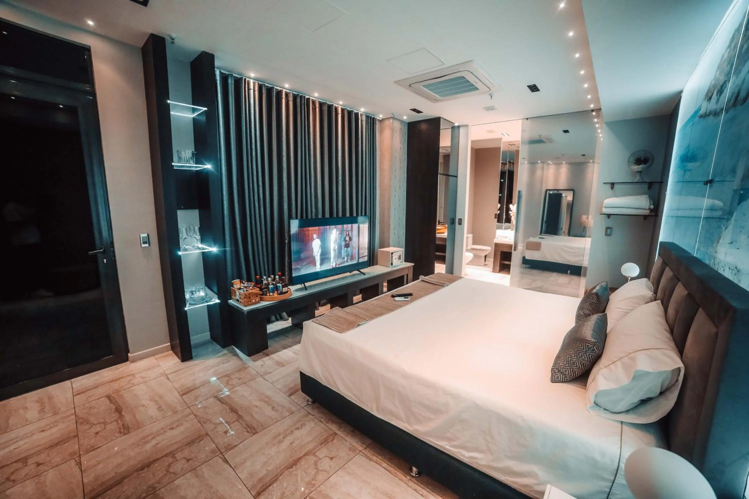 Bedroom, Bed in 1Million Luxury Suites