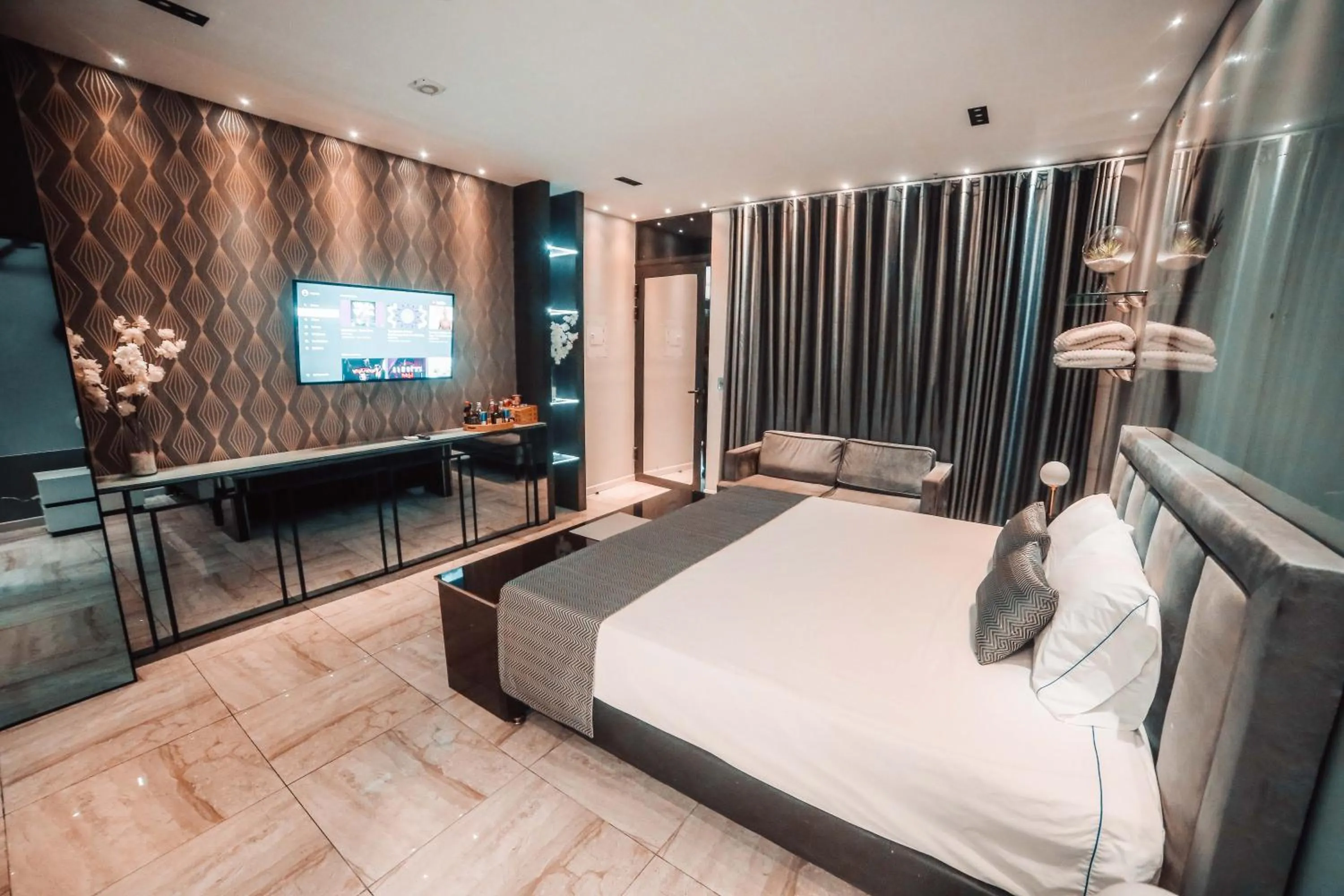 Bedroom, Bed in 1Million Luxury Suites