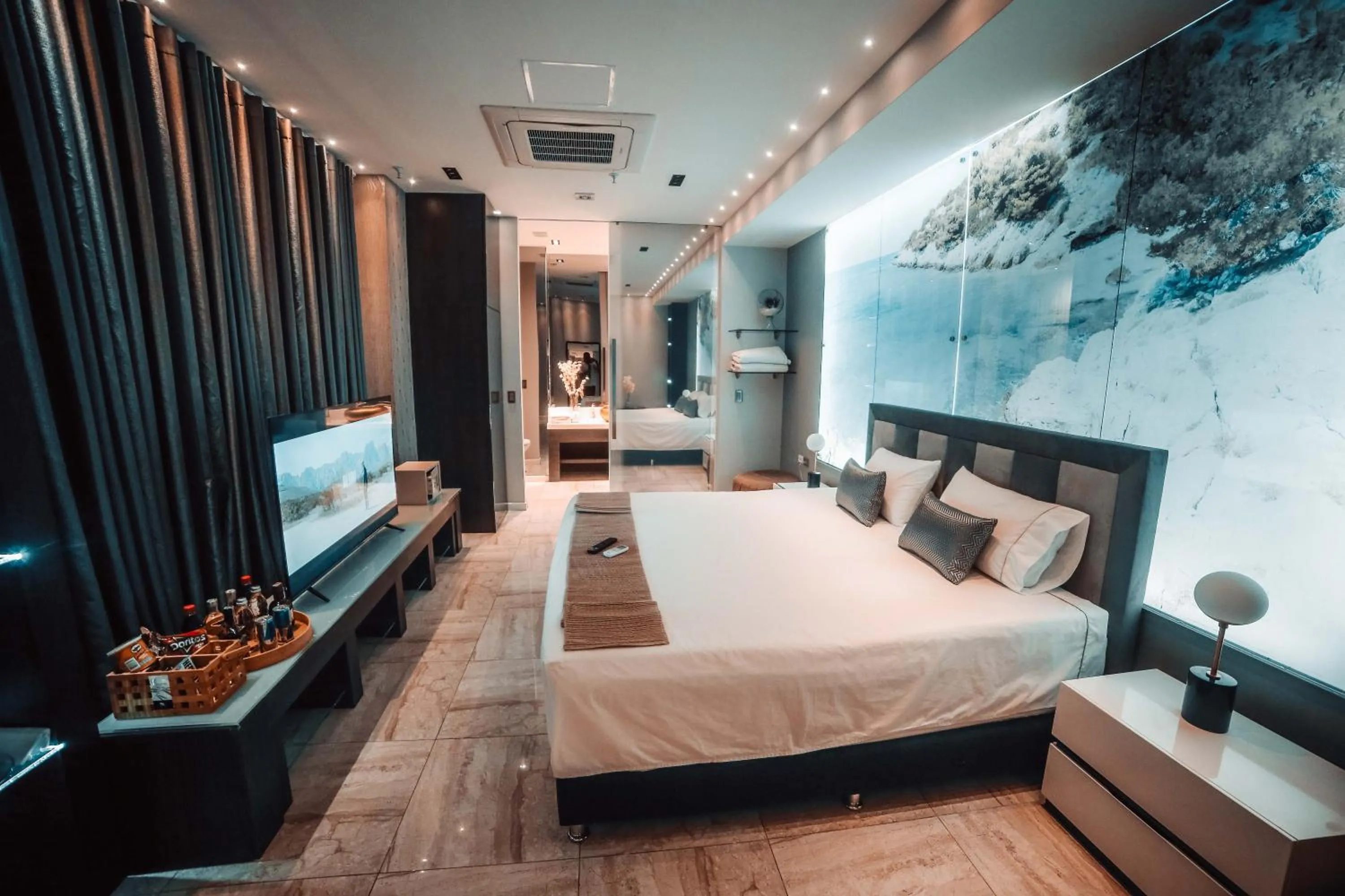 Bedroom, Bed in 1Million Luxury Suites