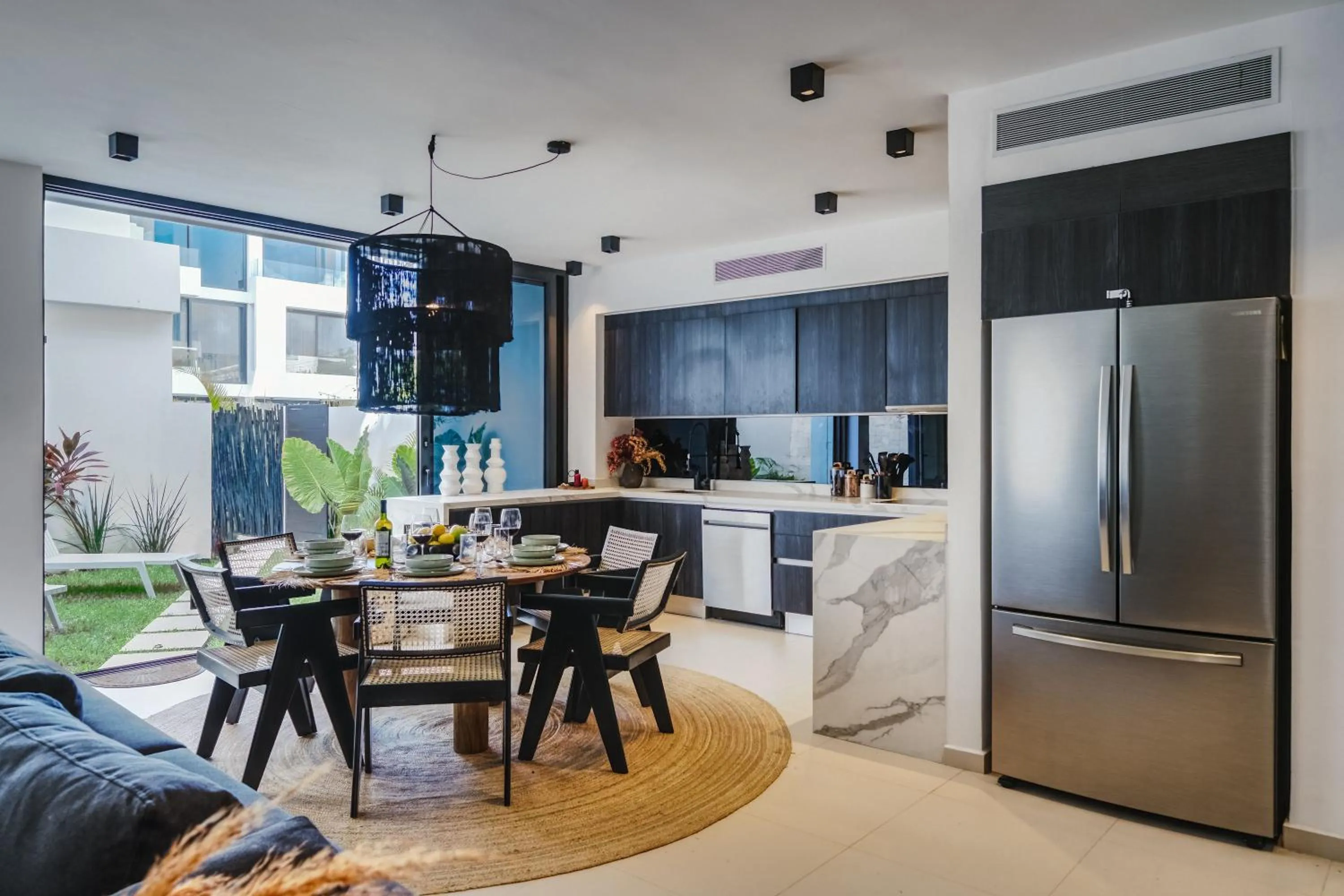 Kitchen or kitchenette in 2BR Coworking Freestanding Bathtub Private Pool