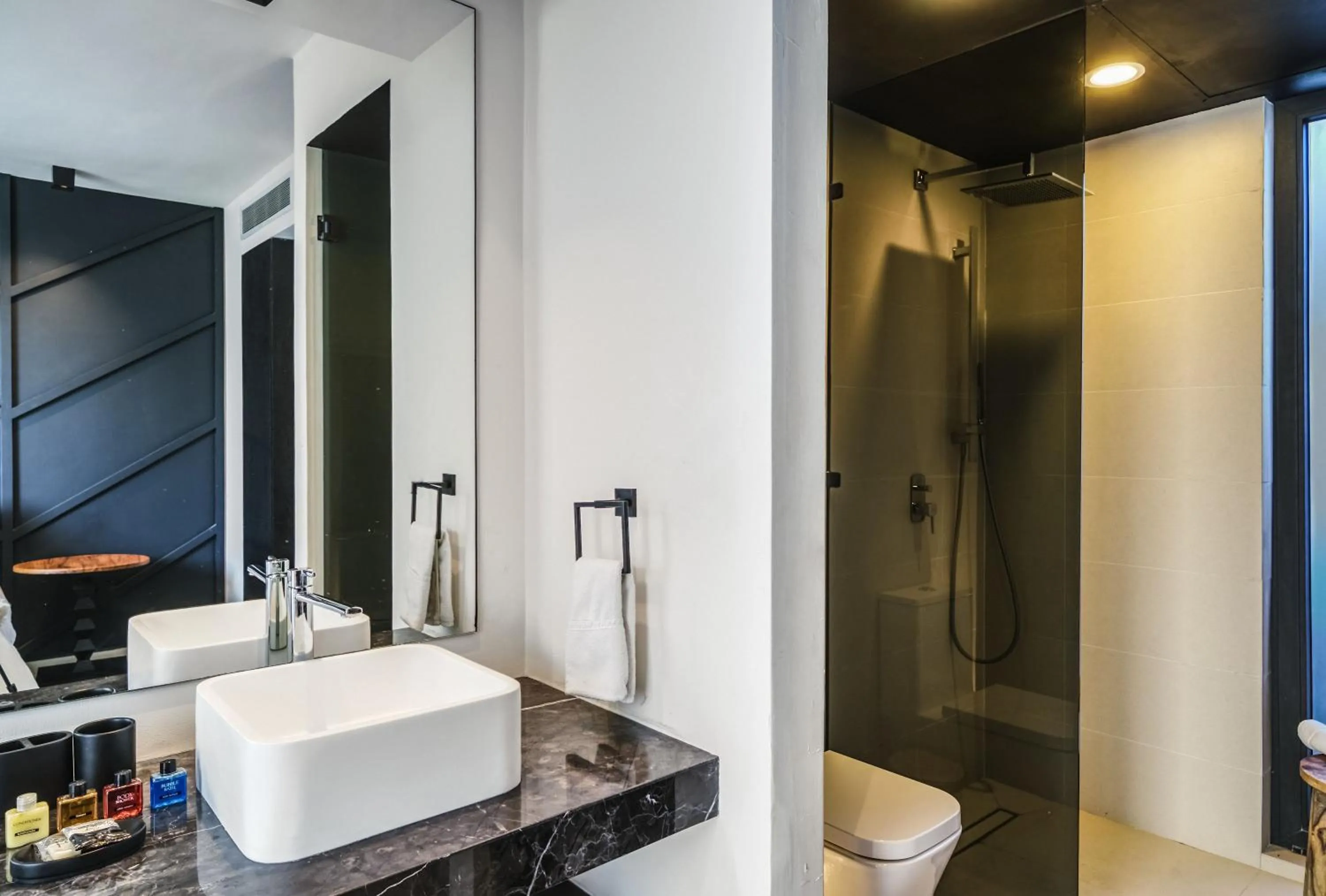 Shower in 2BR Coworking Freestanding Bathtub Private Pool