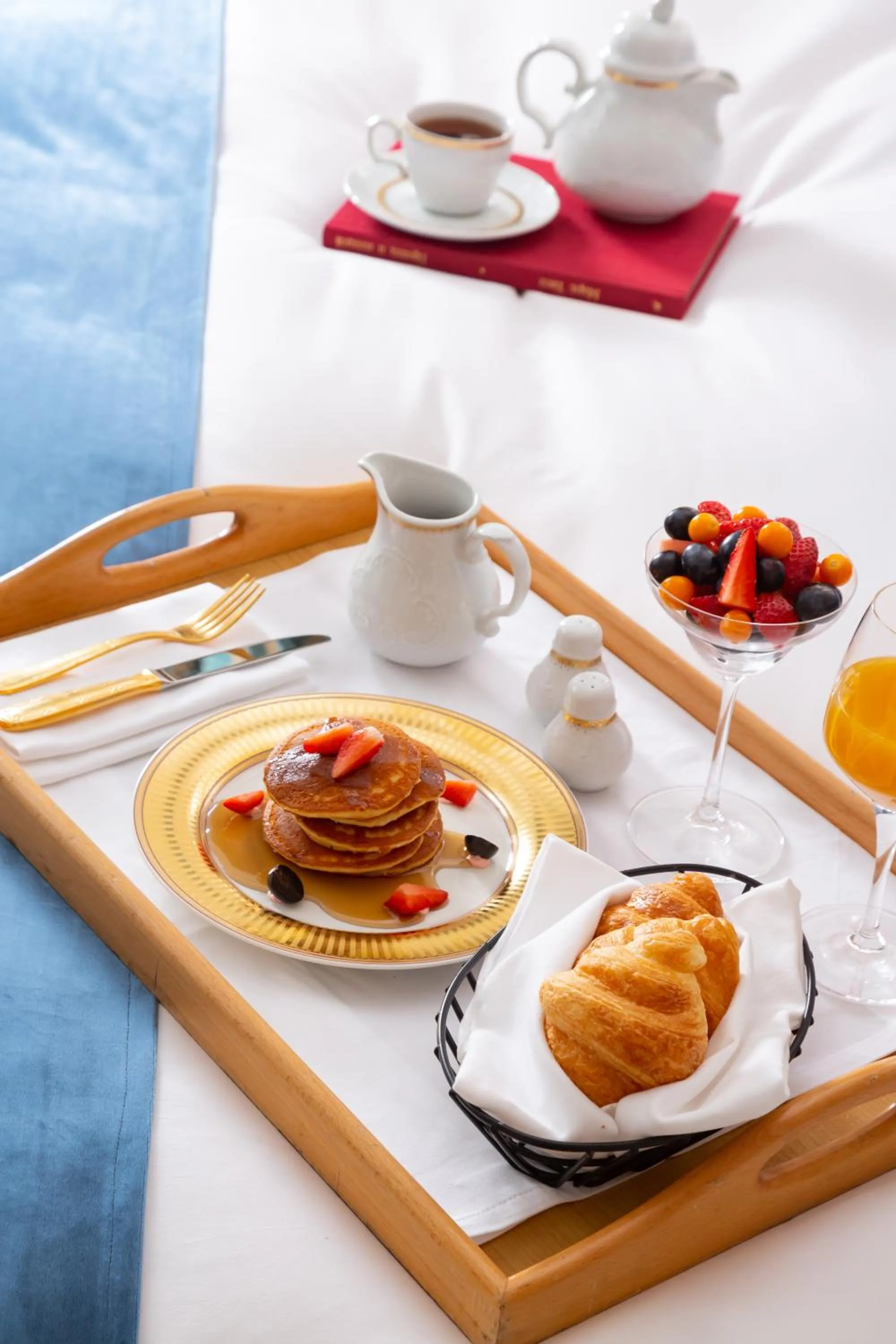 Breakfast in Badamdar Hotel and Residences