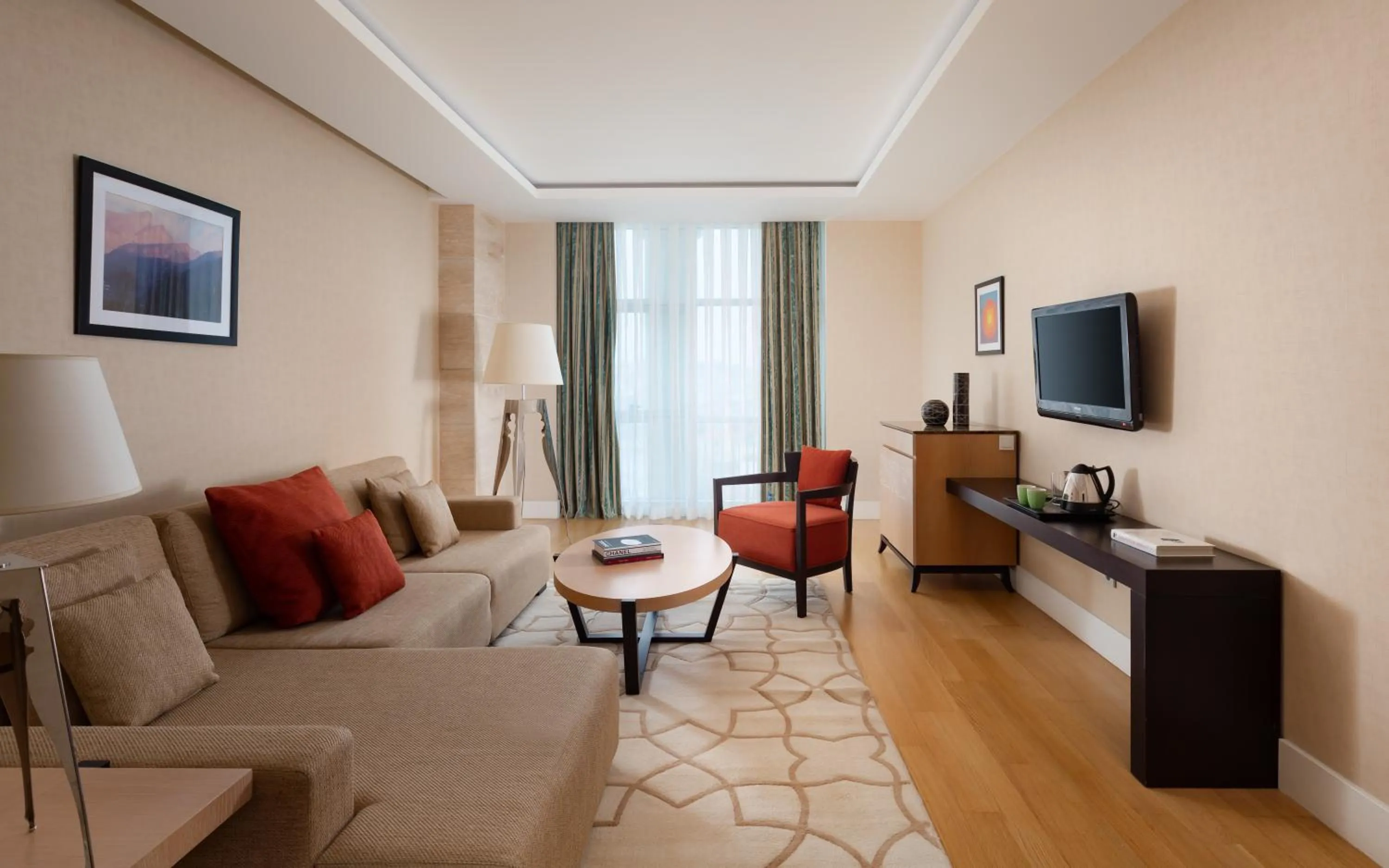 Living room in Badamdar Hotel and Residences