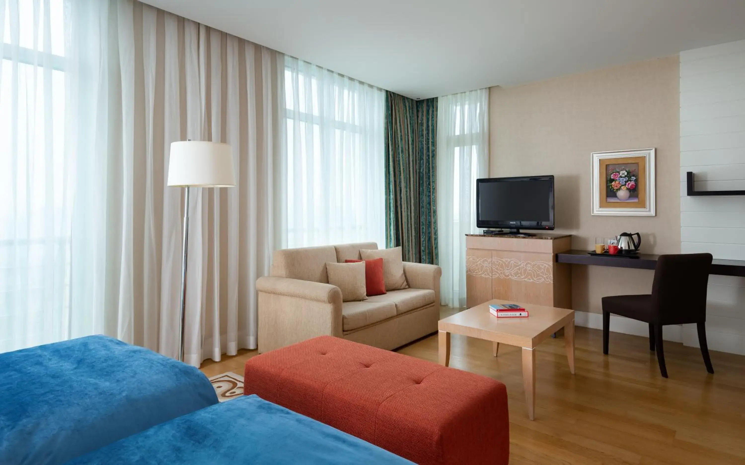Deluxe Twin Room in Badamdar Hotel and Residences Deluxe Twin Room in Badamdar Hotel and Residences