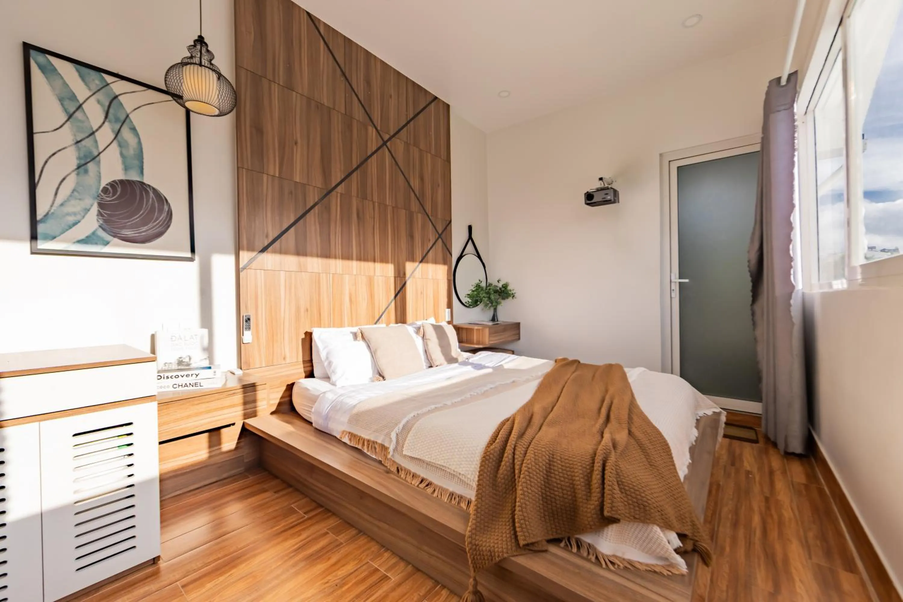 Bed in The Morris Central Hotel - O'TEL