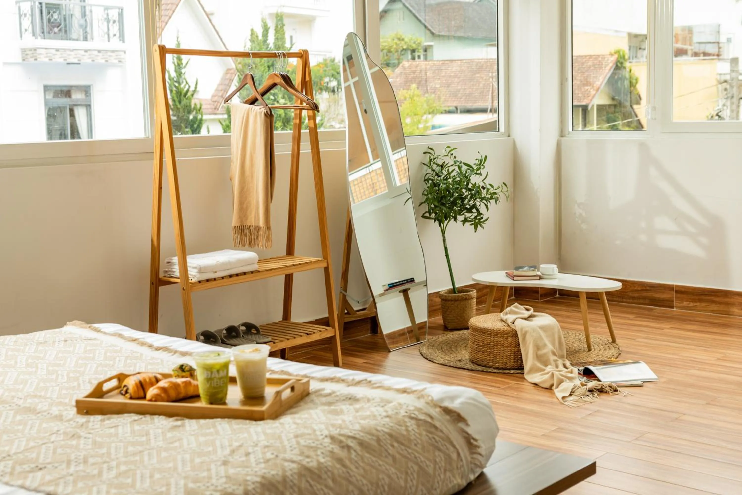 Bed in The Morris Central Hotel - O'TEL