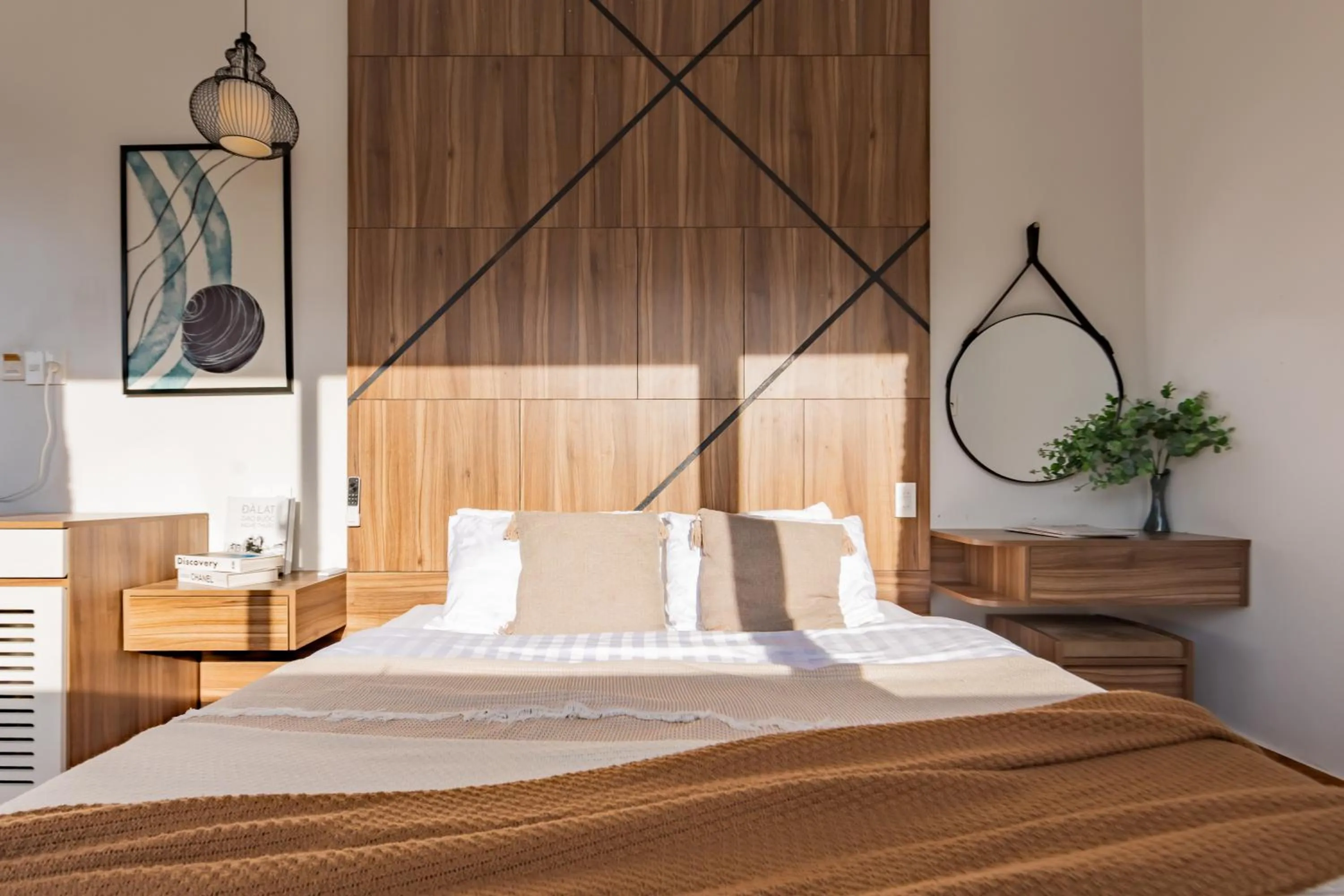 Bed in The Morris Central Hotel - O'TEL