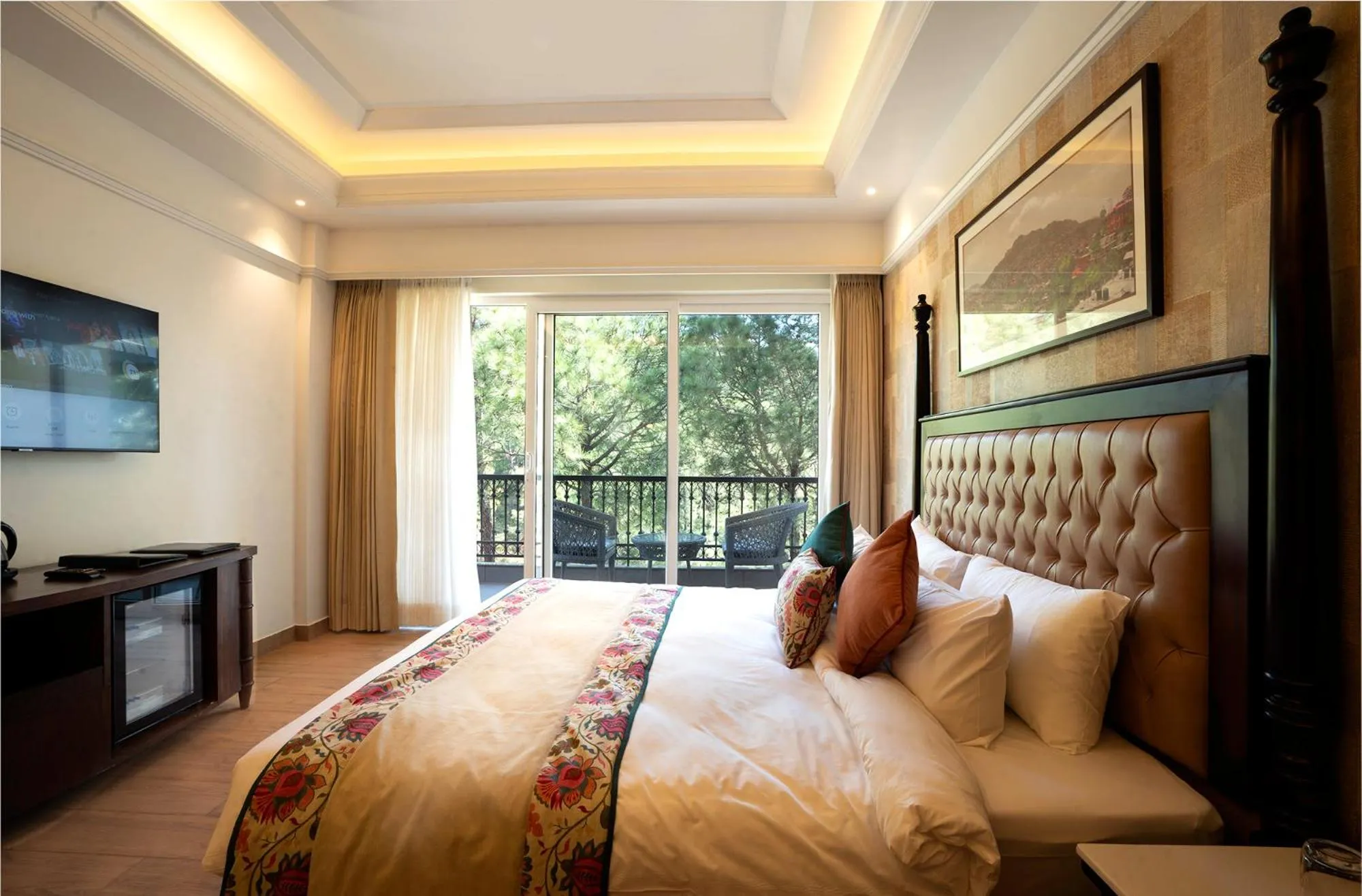 Bed in WelcomHeritage Parv Vilas Resort & Spa