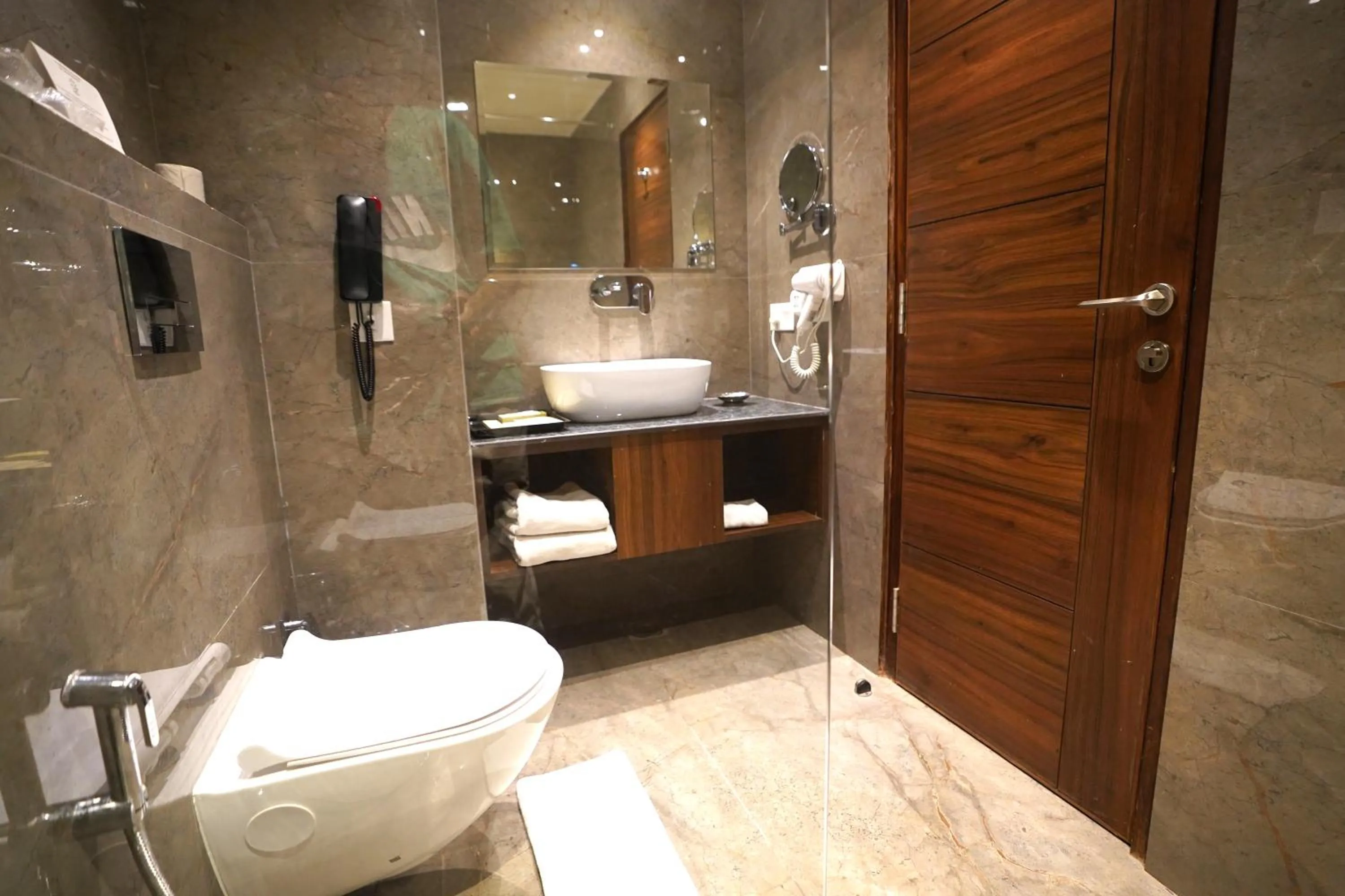 Bathroom in WelcomHeritage Parv Vilas Resort & Spa