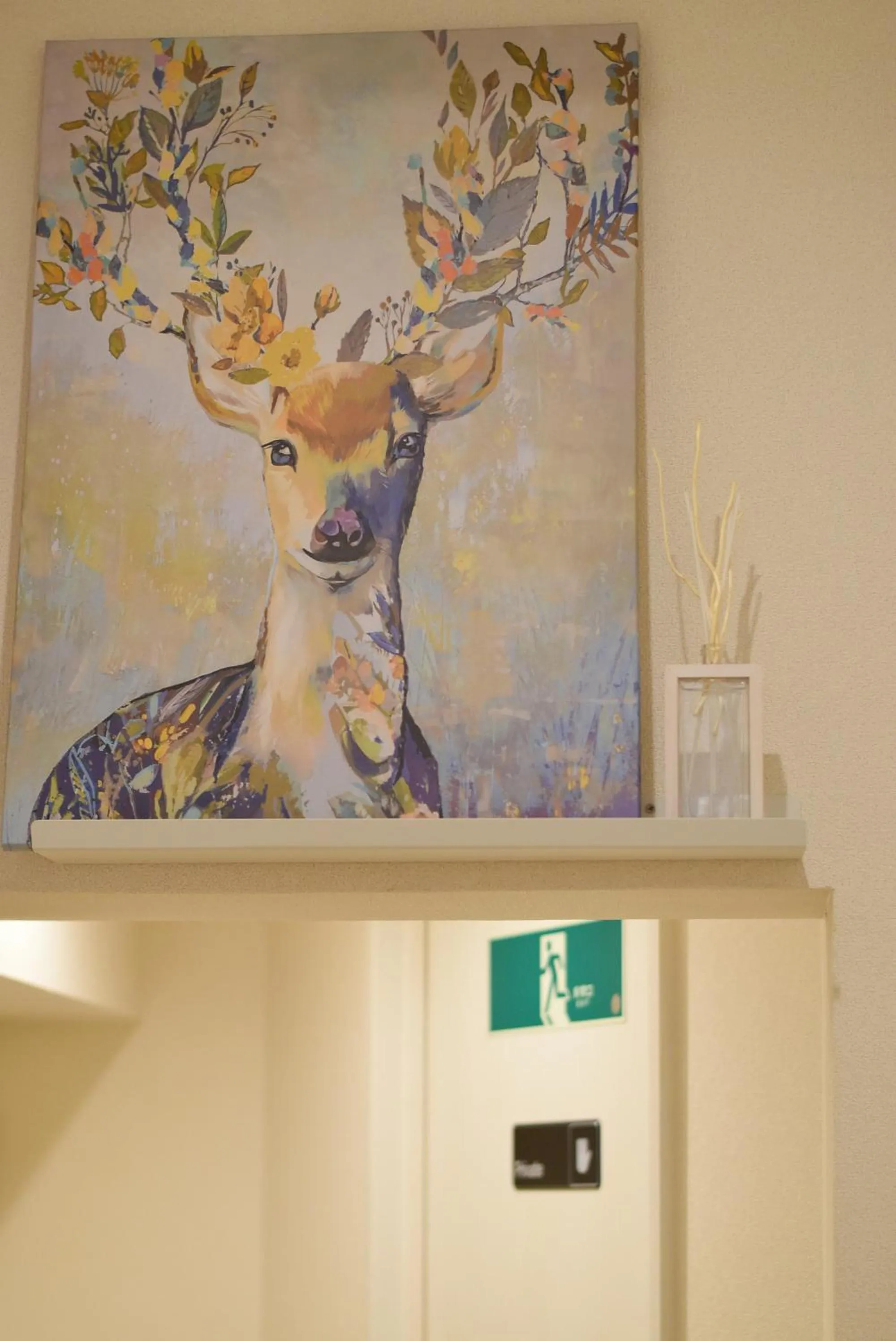 Decorative detail in Comfy Stay Sarusawaike