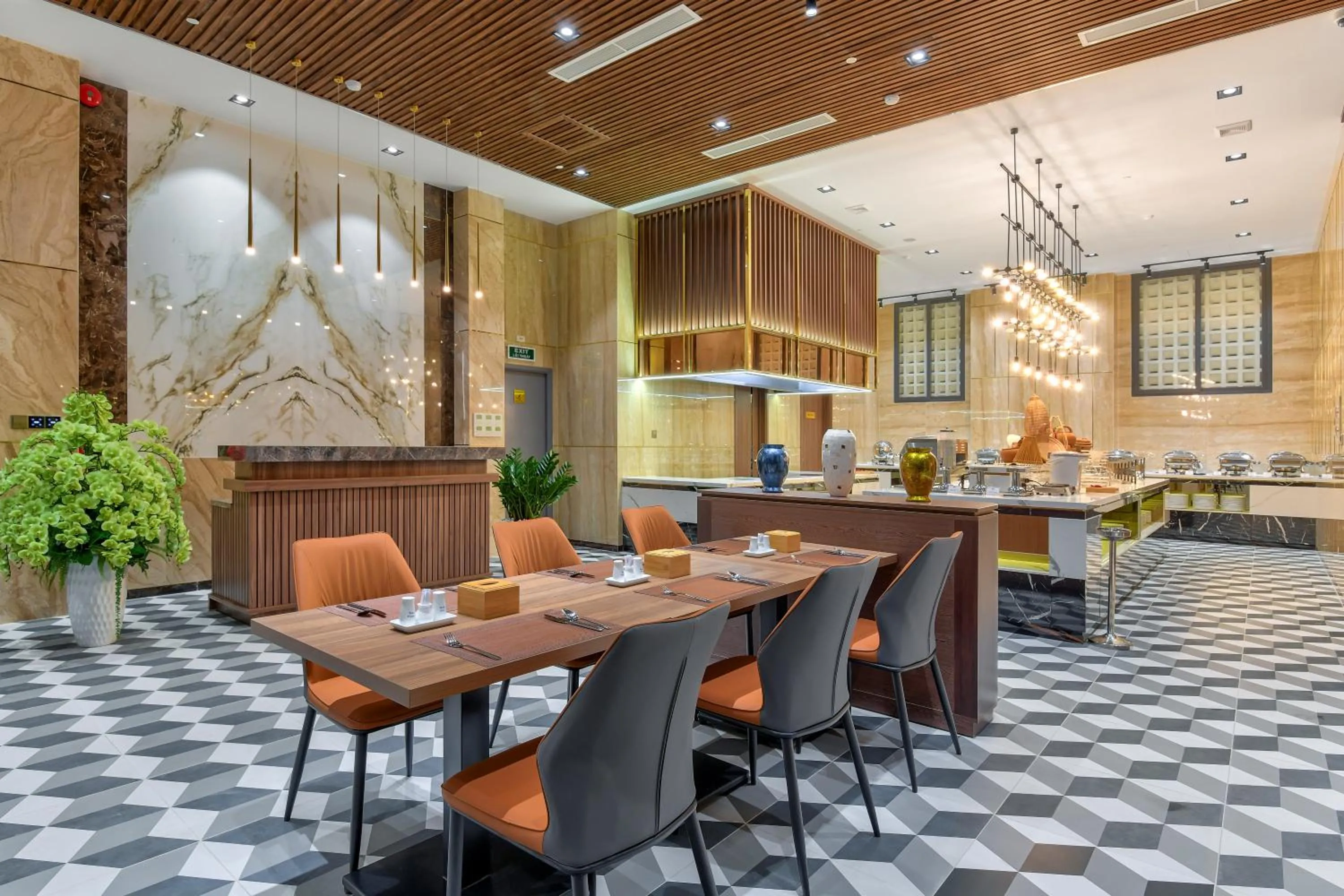 Restaurant/places to eat in Maris Hotel Nha Trang