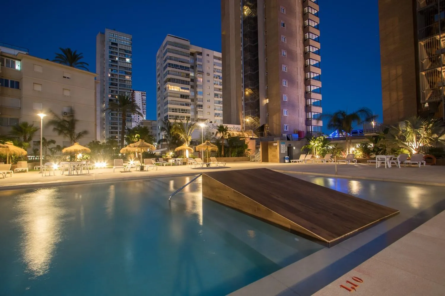 Swimming pool in Les Dunes Comodoro