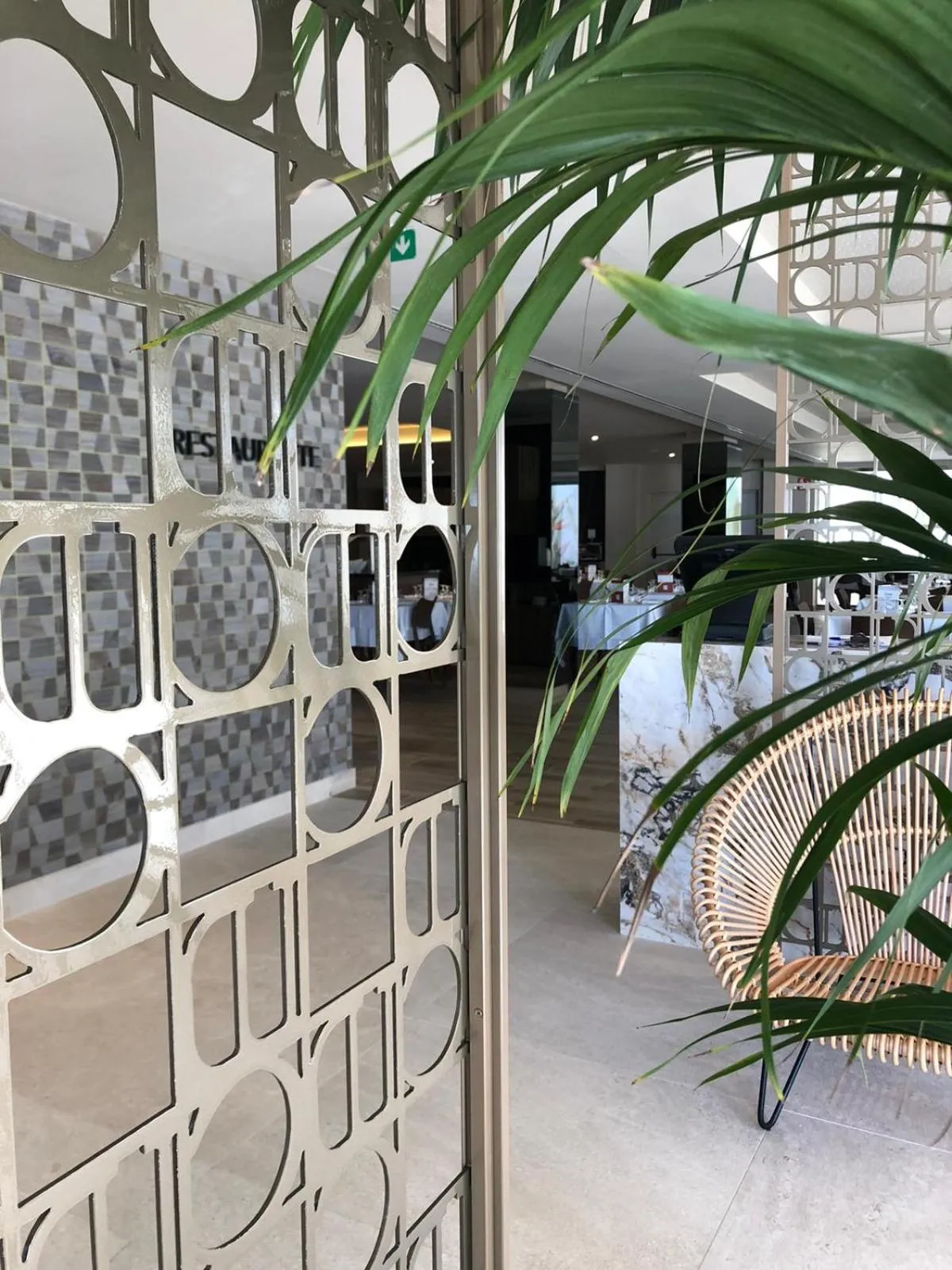 Restaurant/places to eat in Les Dunes Comodoro