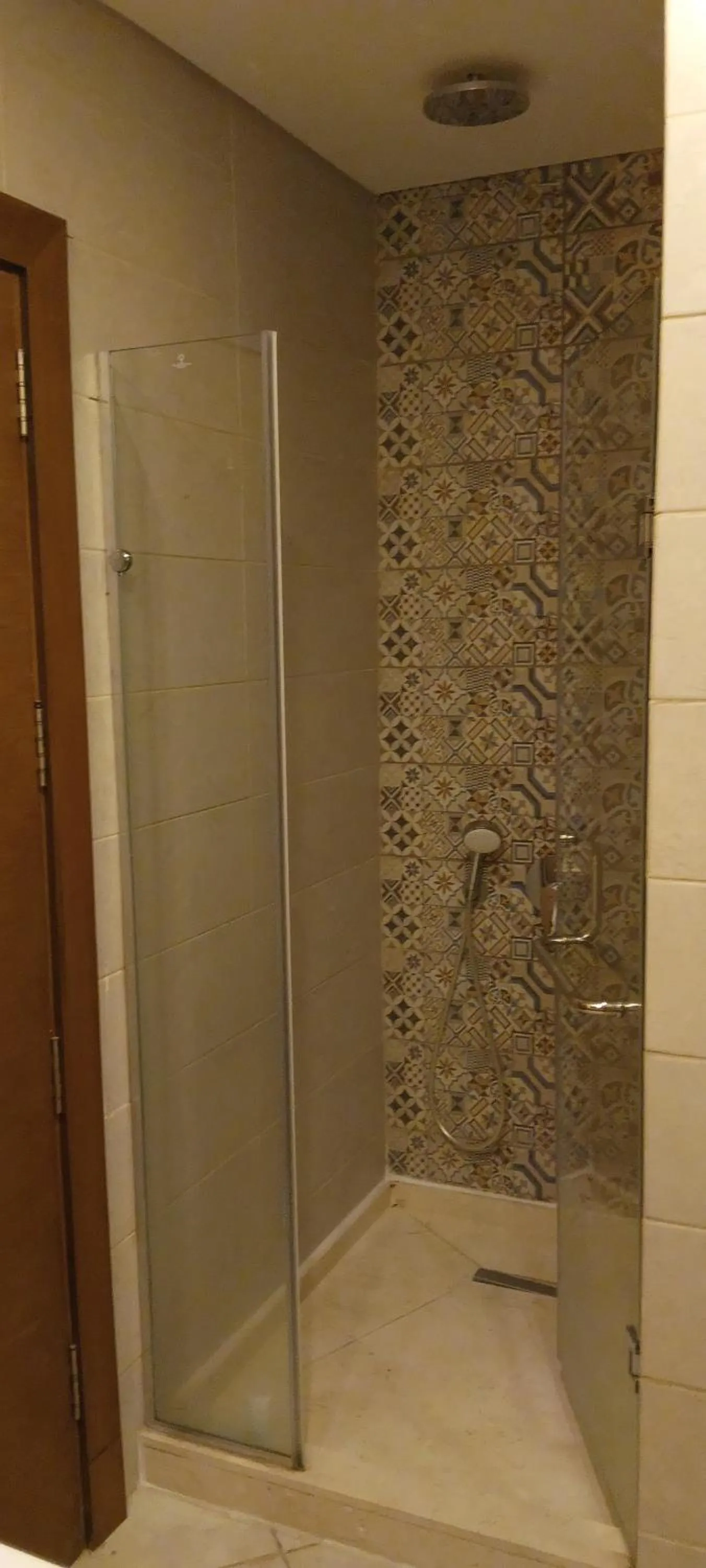 Shower in Maison 7