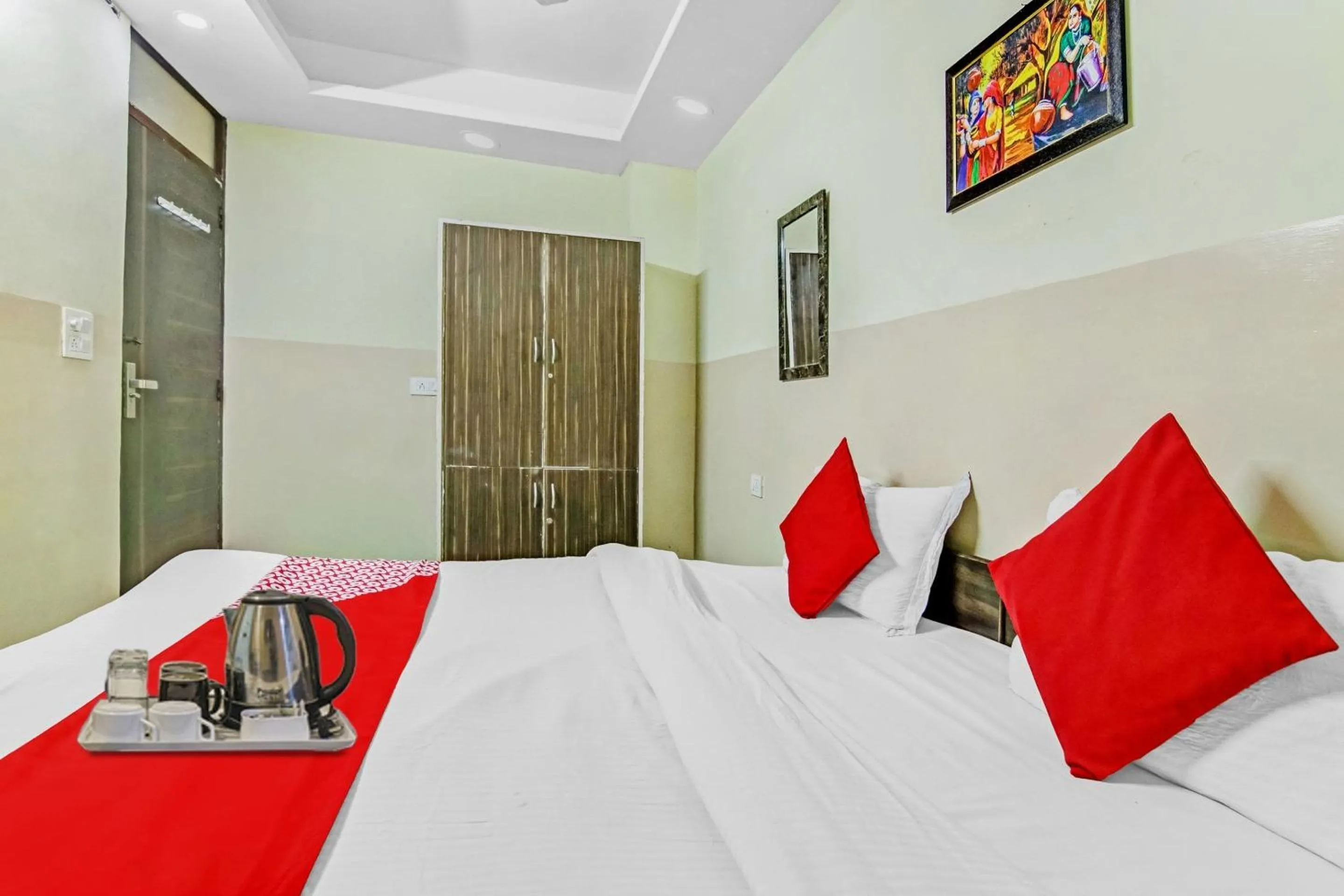Bedroom, Bed in Super Hotel O Royal Green