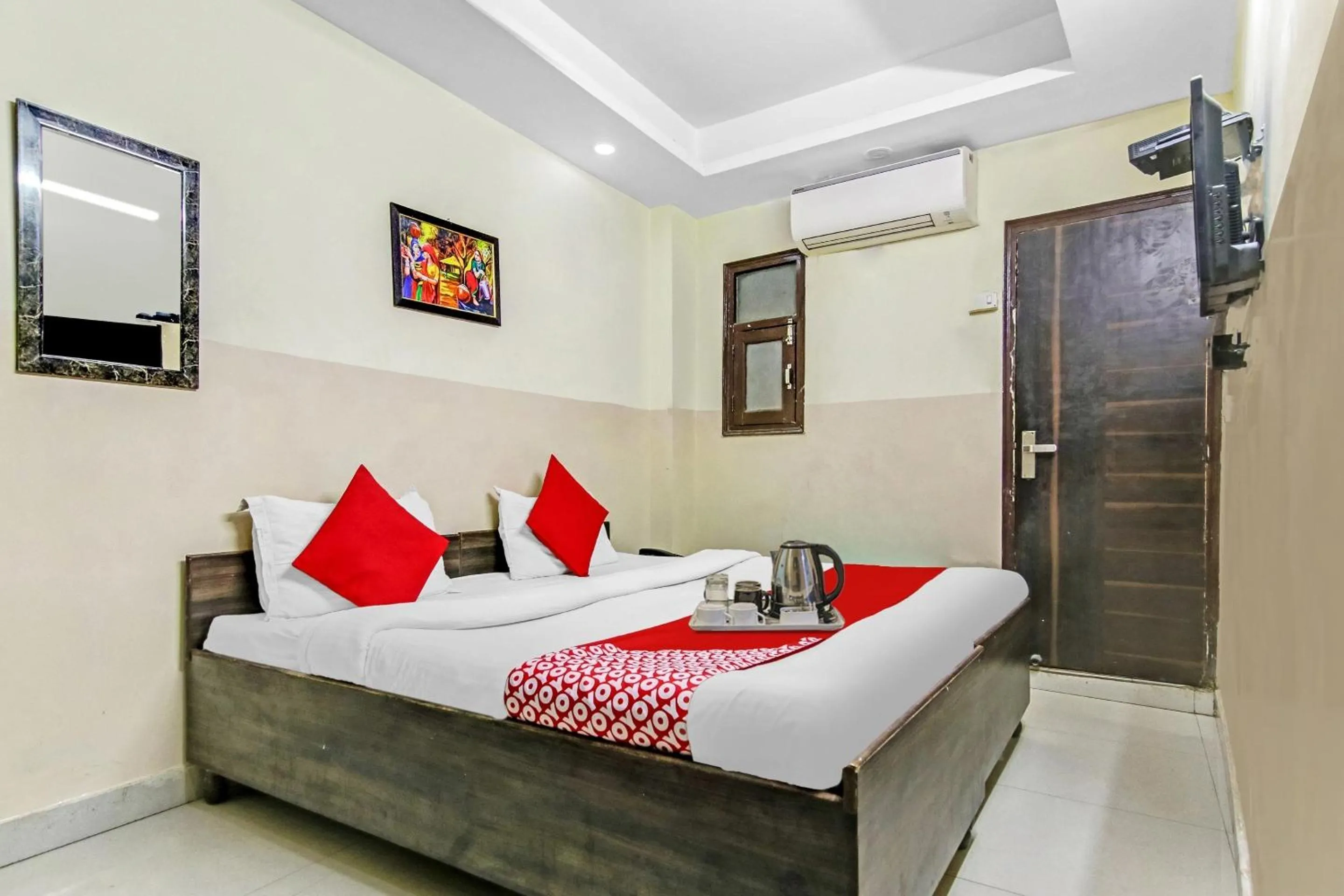 Bedroom, Bed in Super Hotel O Royal Green
