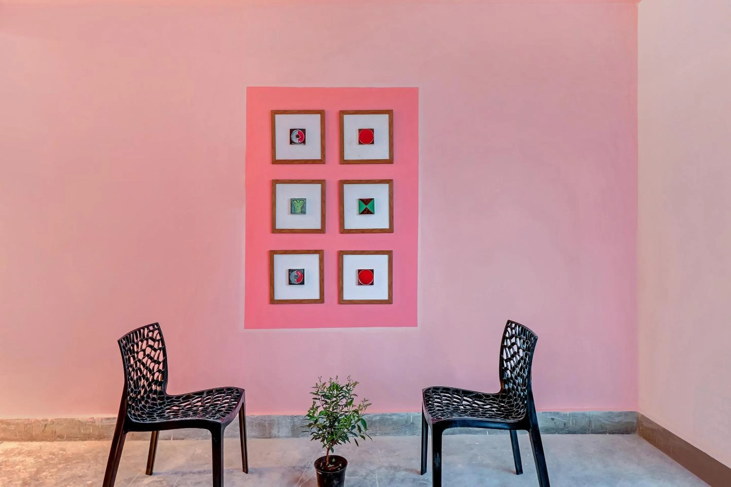 Facade/entrance in Capital O Elite Stay Jp Nagar Near SRI SATHYA GANAPATHI SHIRDI SAIBABA Temple