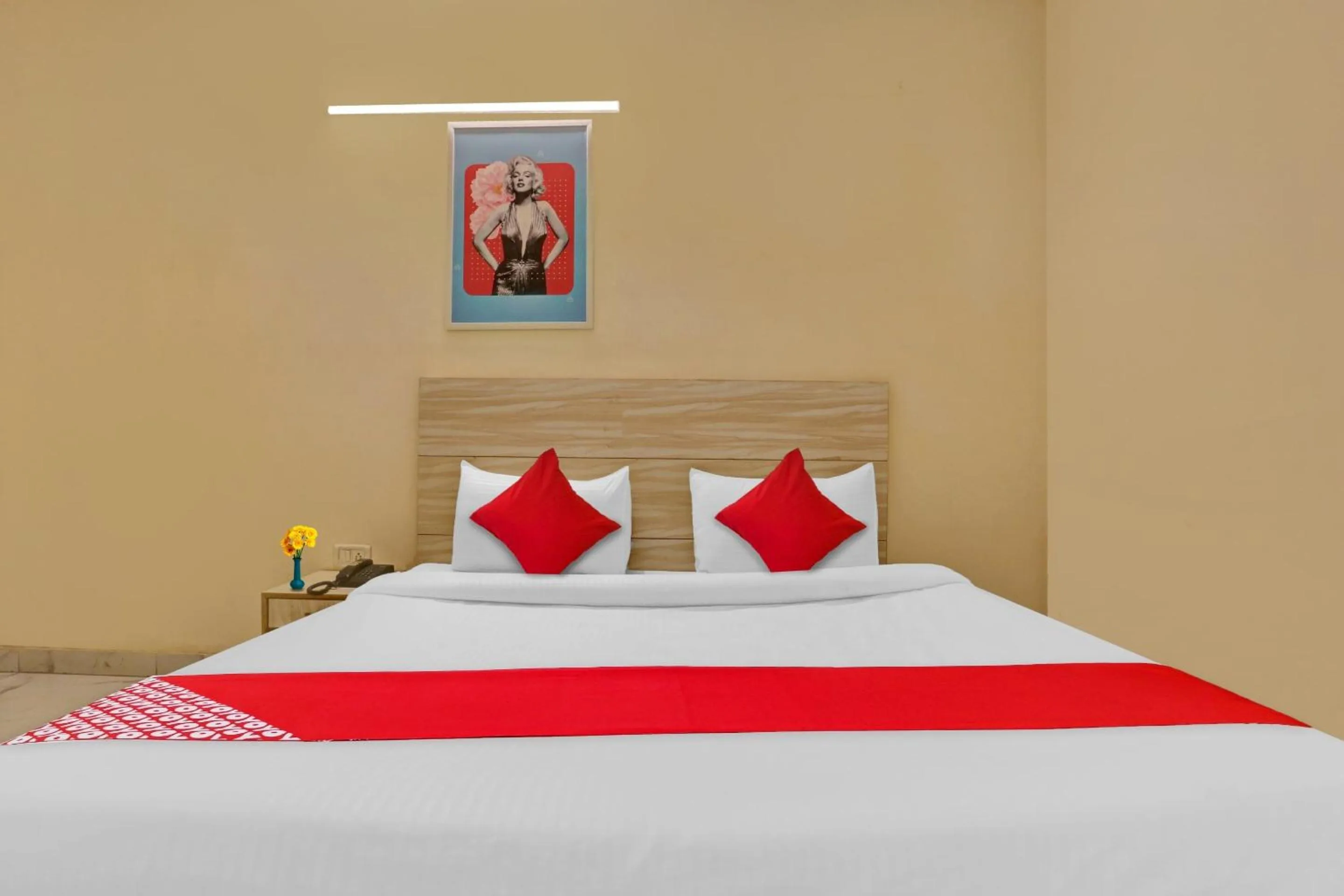 Bedroom, Bed in Hotel O Raas Near Hira Sweet