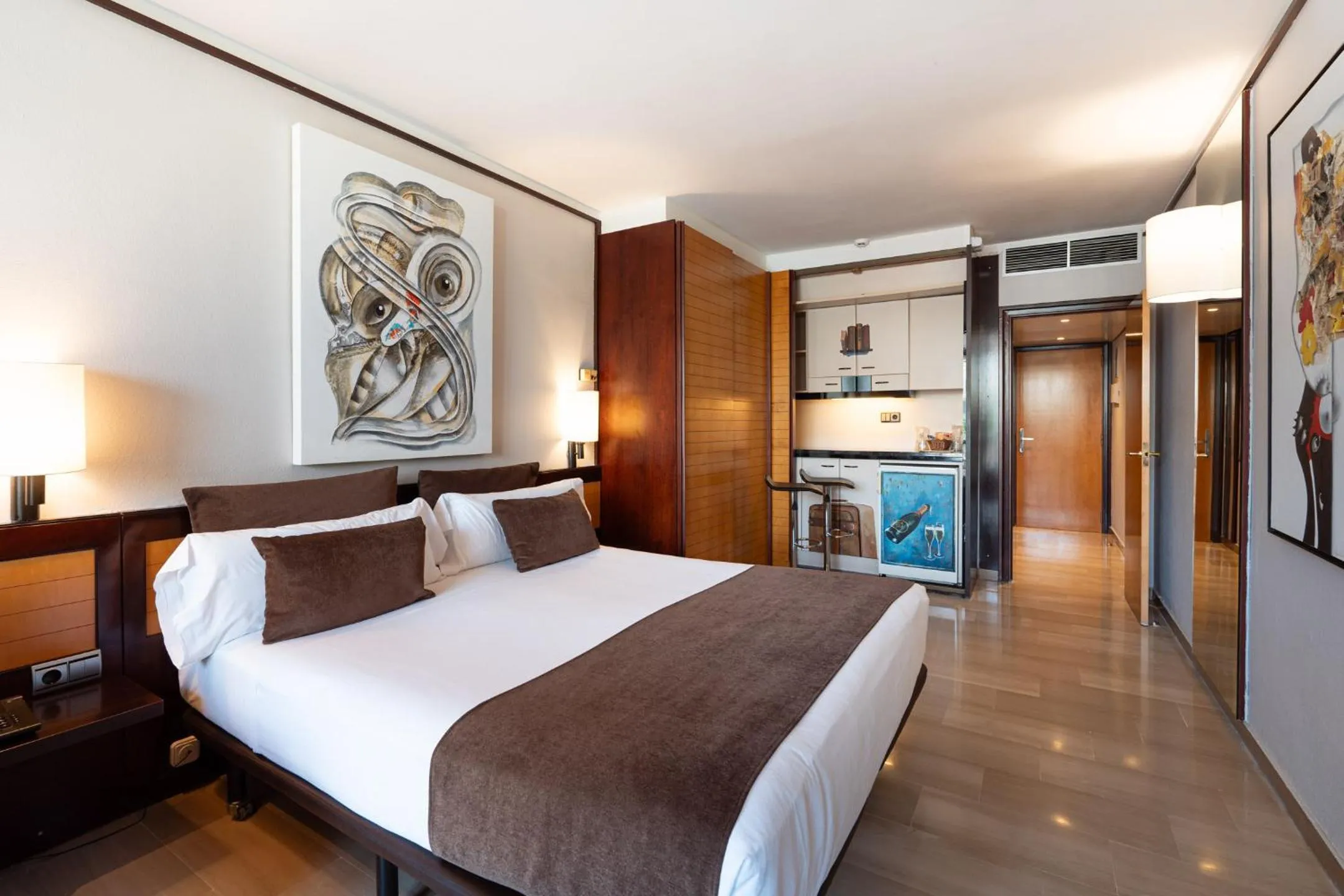 Bed in Estela Barcelona