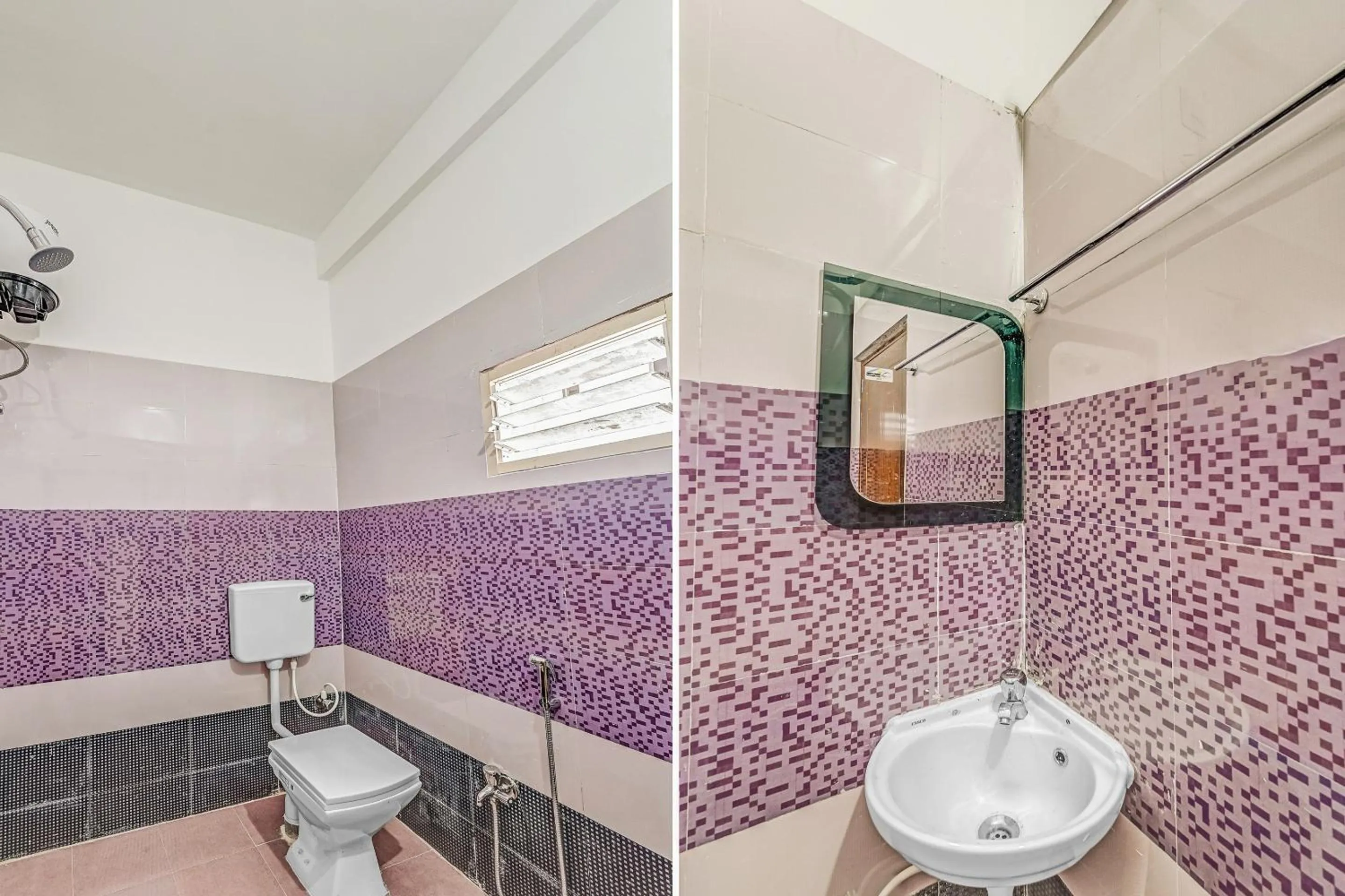 Bathroom in Capital O Sri Krishna Palace Near Sum Hospital